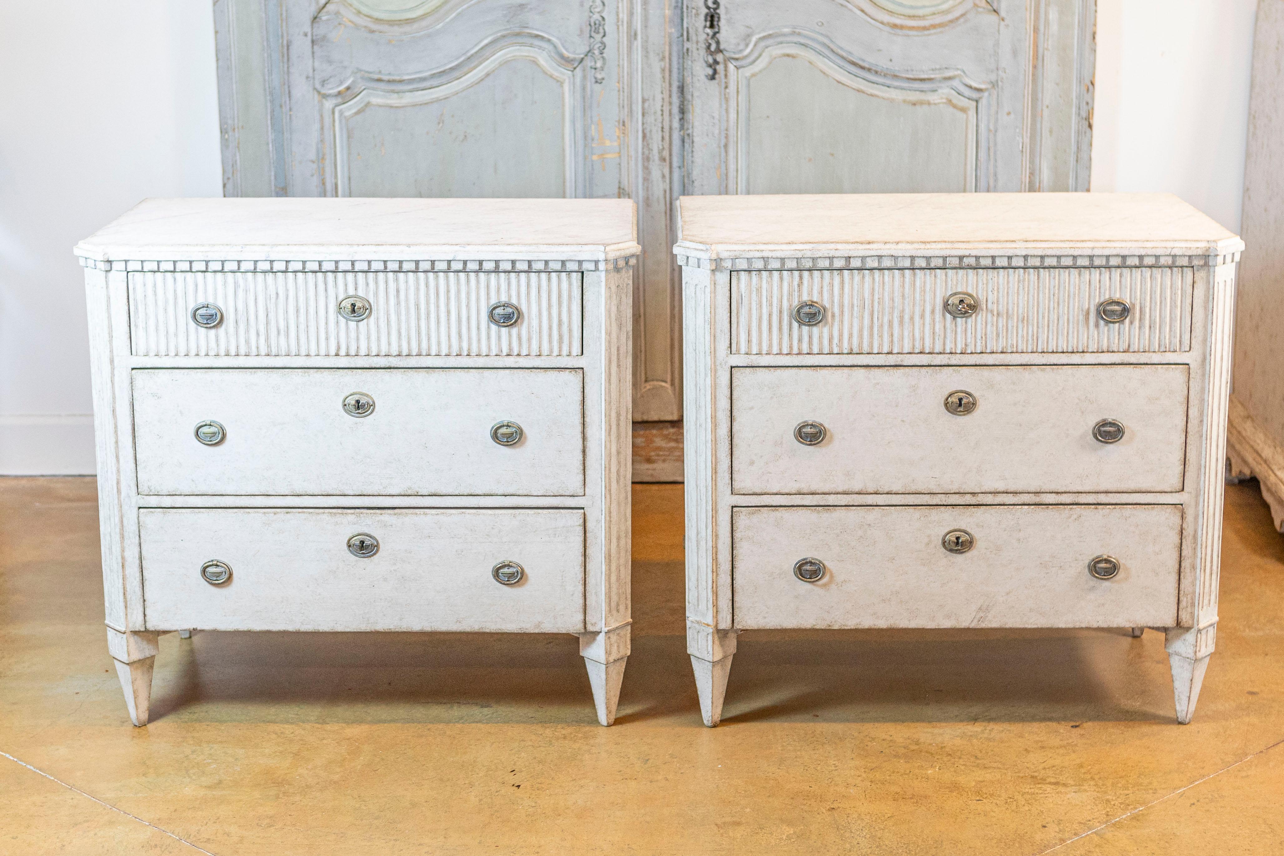 Swedish Gustavian Style 1870s Gray Painted and Carved Three Drawer Chests, Pair In Good Condition For Sale In Atlanta, GA