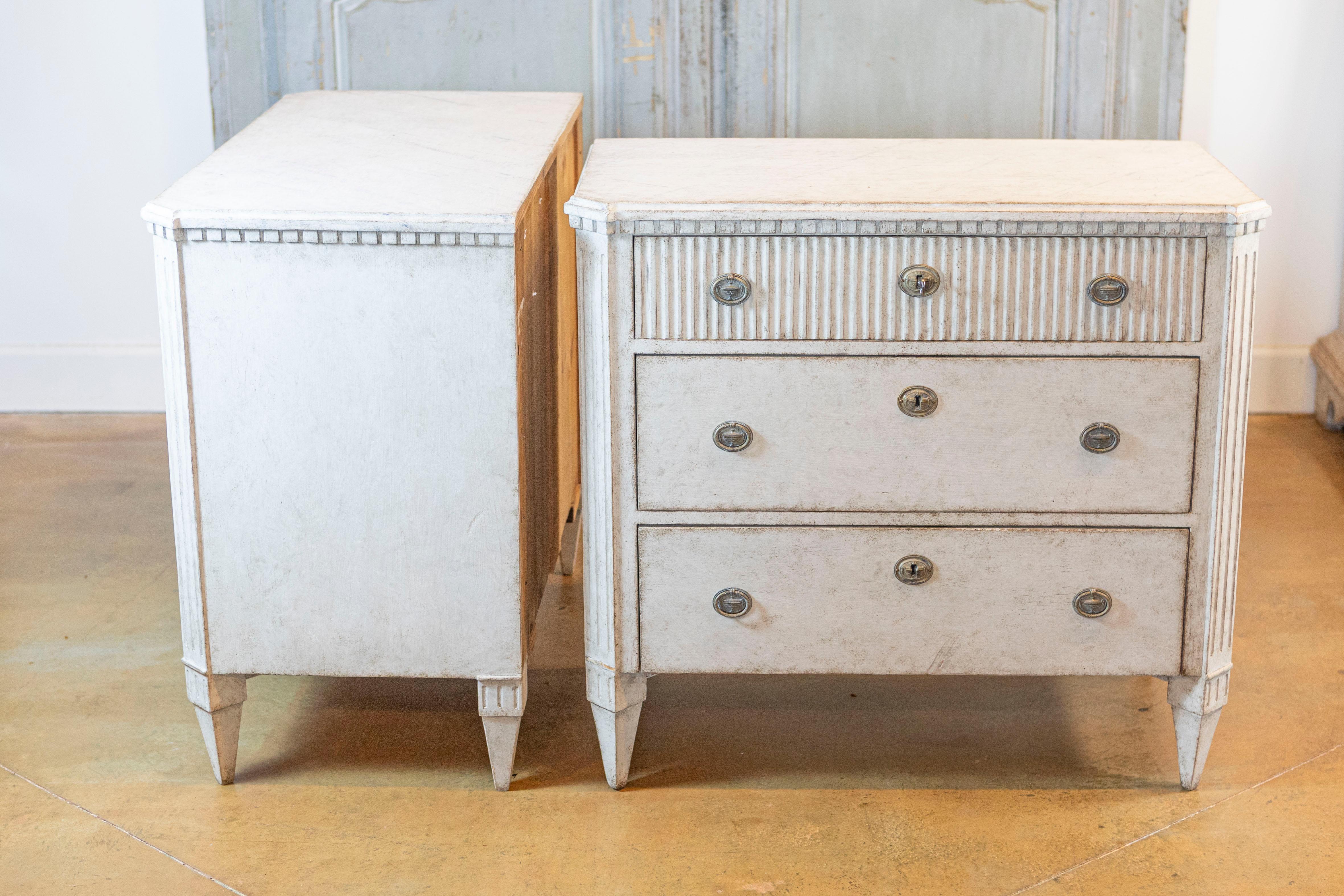 Wood Swedish Gustavian Style 1870s Gray Painted and Carved Three Drawer Chests, Pair For Sale