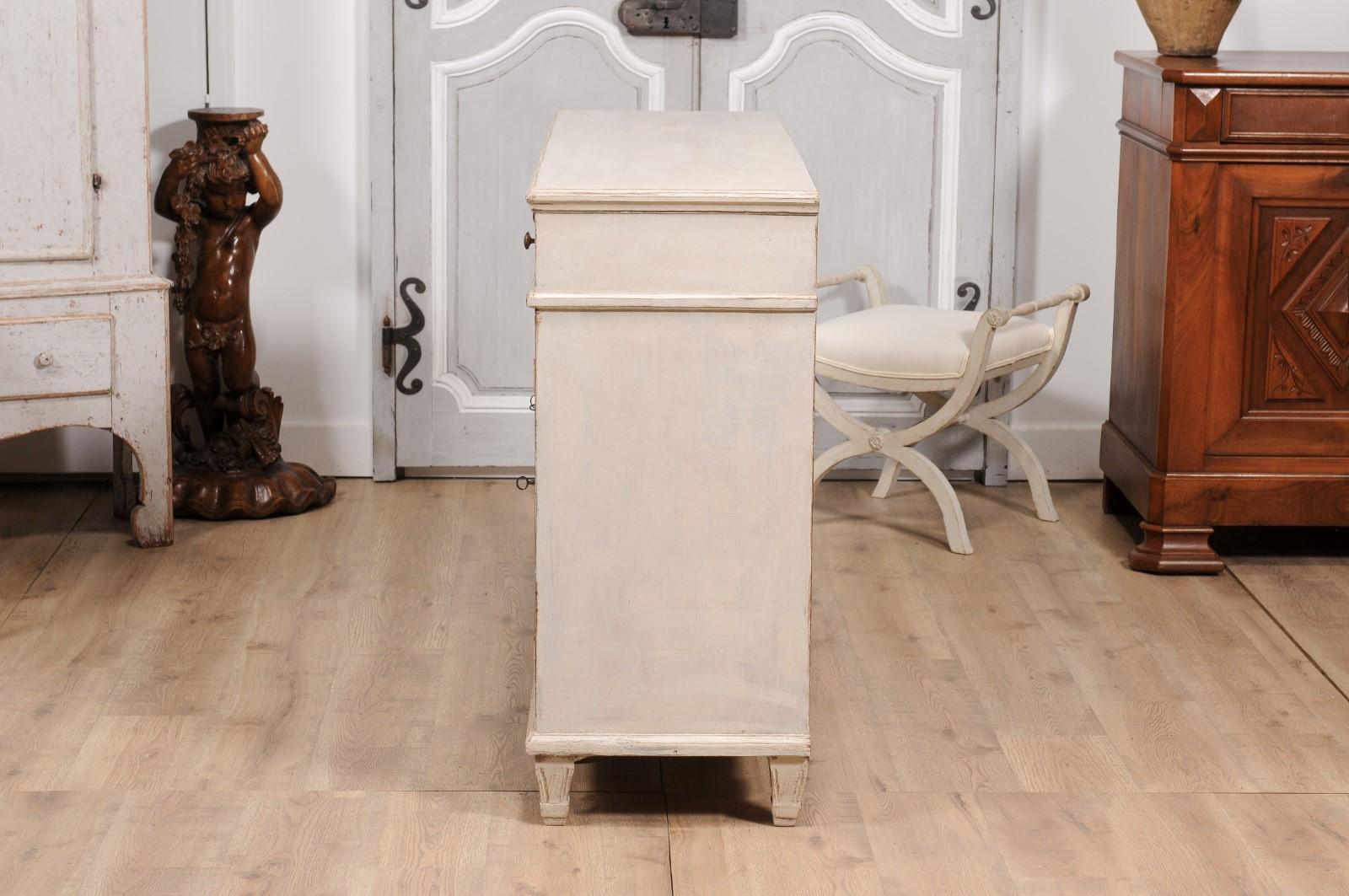 Swedish Gustavian Style 1870s Gray Painted Sideboard with Carved Reeded Panels For Sale 5