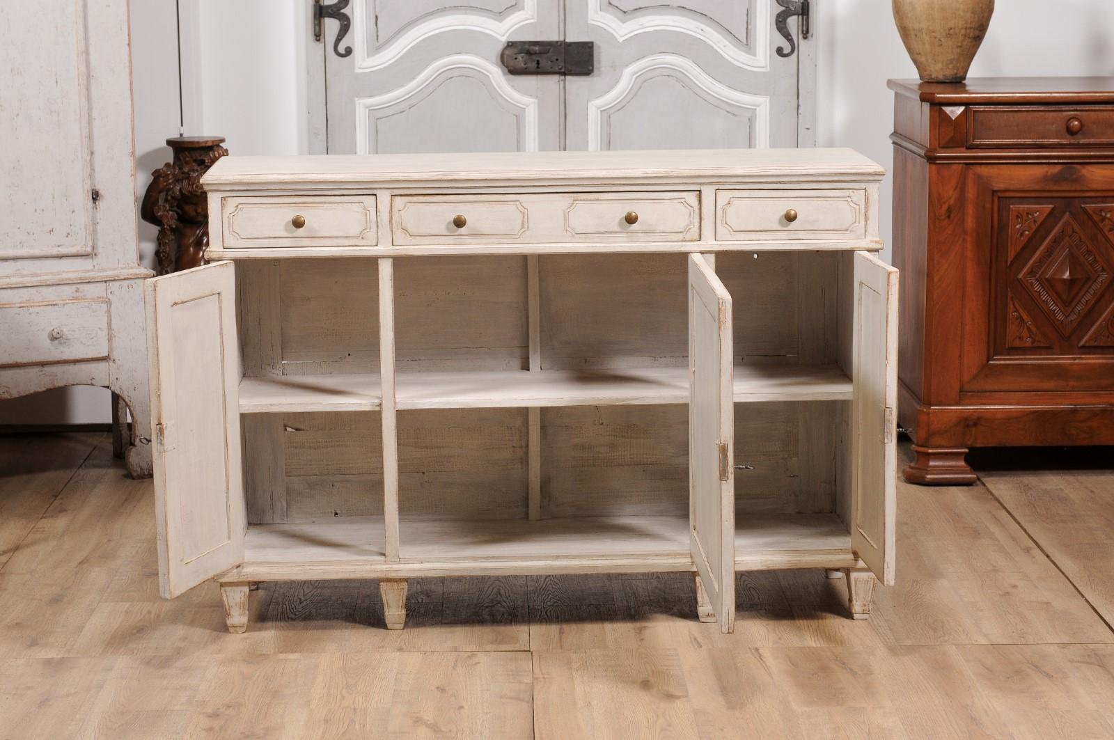 Swedish Gustavian Style 1870s Gray Painted Sideboard with Carved Reeded Panels For Sale 8