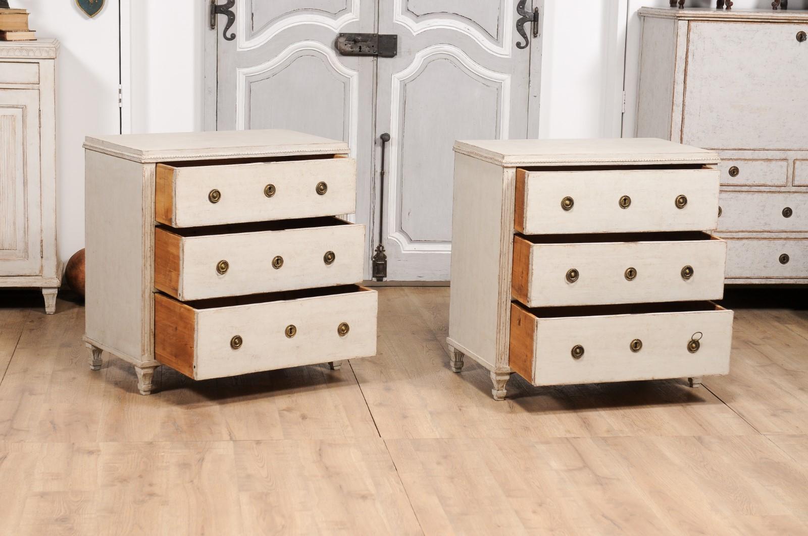 19th Century Swedish Gustavian Style 1880s Gray Beige Painted Three-Drawer Chests, a Pair