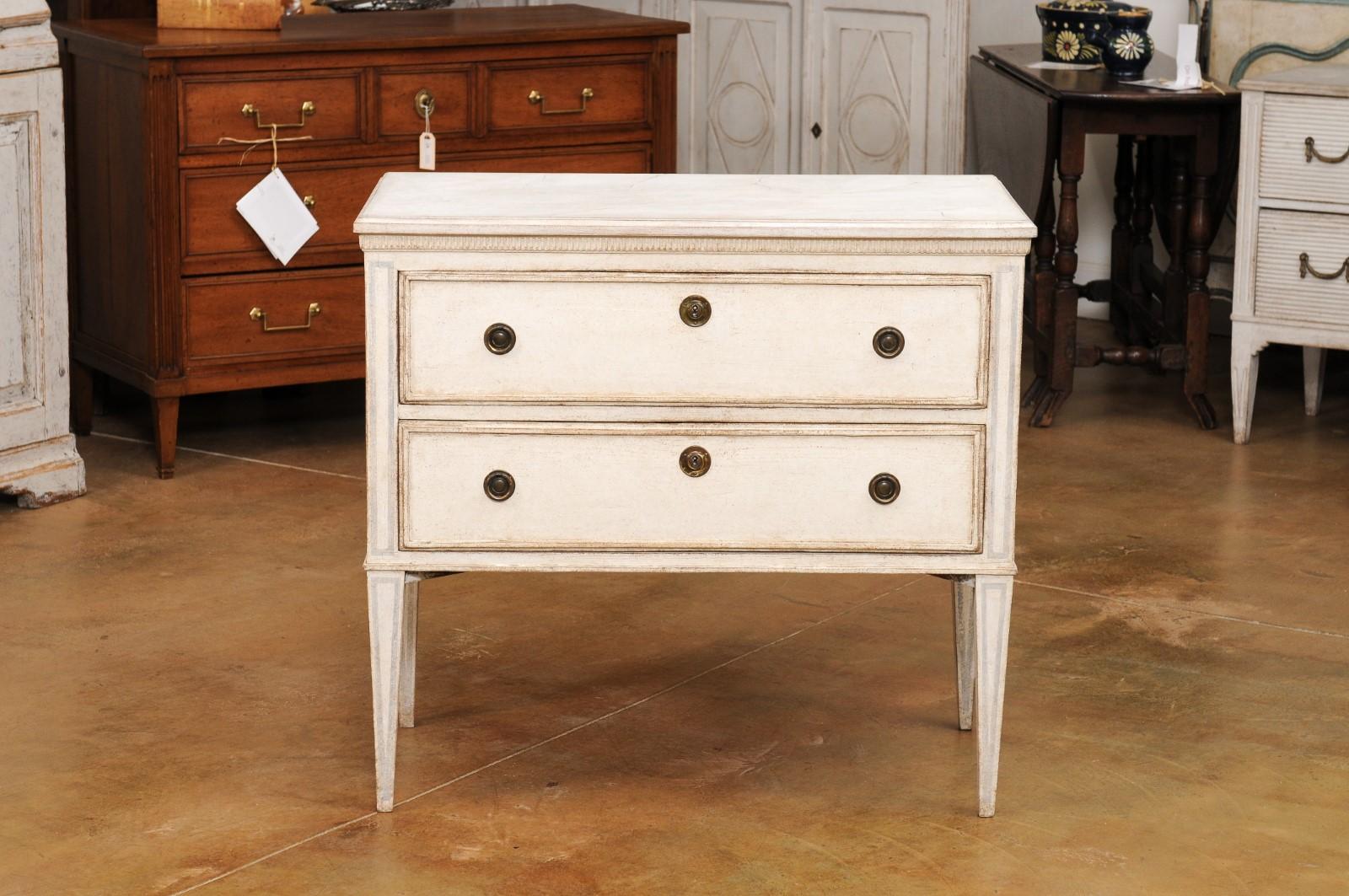 Swedish Gustavian Style 1890s Chest with Two Drawers and Grey Painted Outlines For Sale 5
