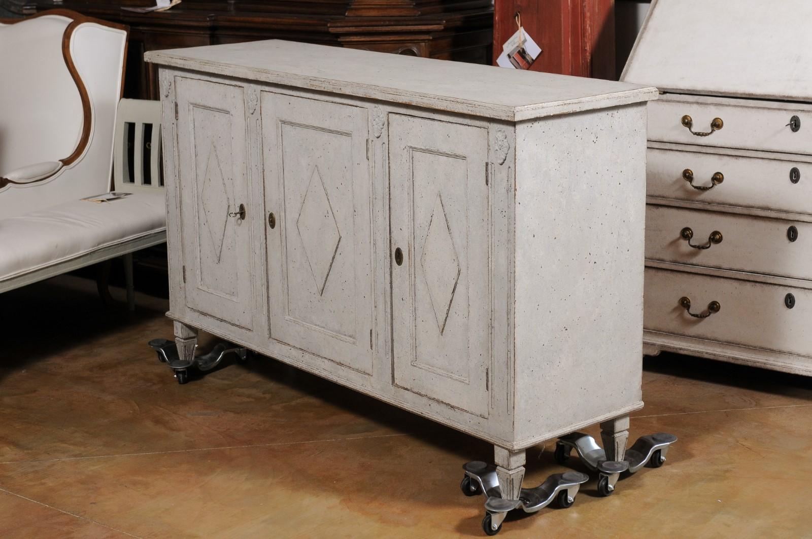 Swedish Gustavian Style 1890s Painted Sideboard with Doors and Diamond Motifs 2