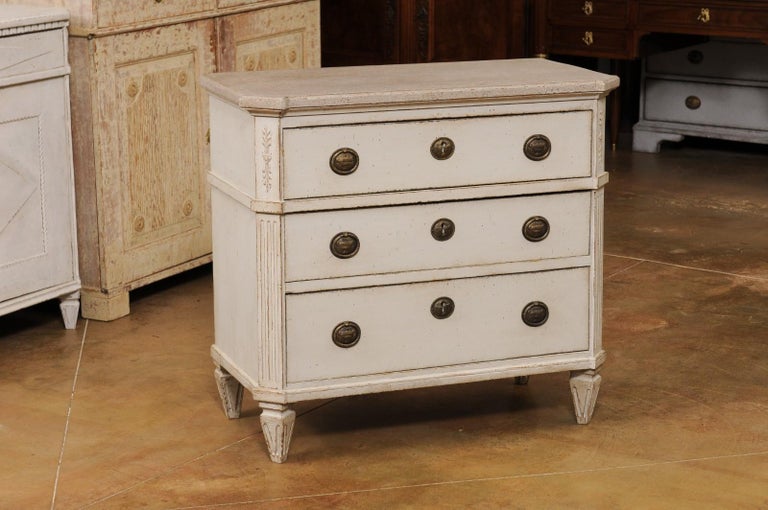 Swedish Gustavian Style 1890s Painted Three-Drawer Chest with Carved Foliage In Good Condition For Sale In Atlanta, GA