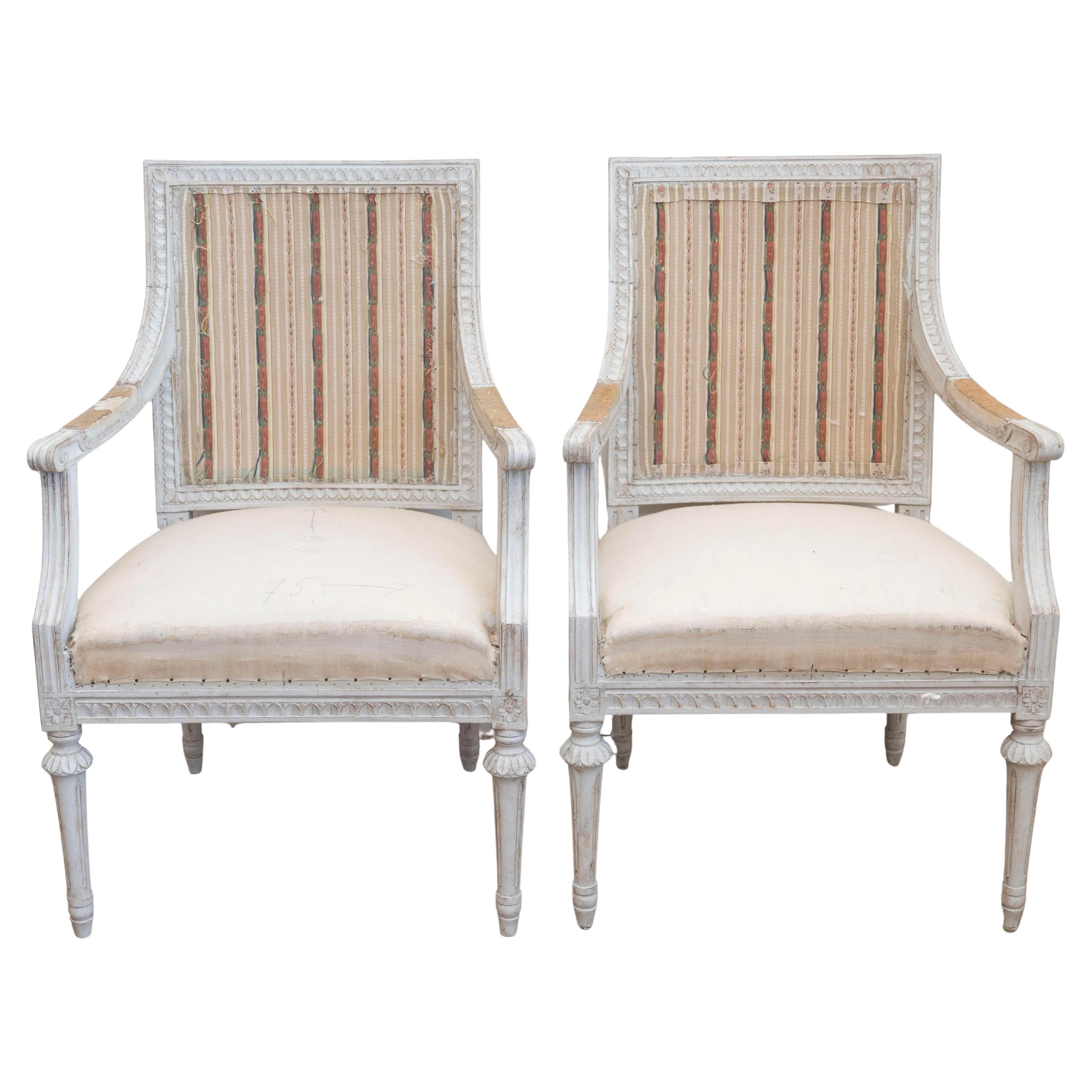 Swedish Gustavian Style 1900 Painted Wood Armchairs with Carved Aprons
