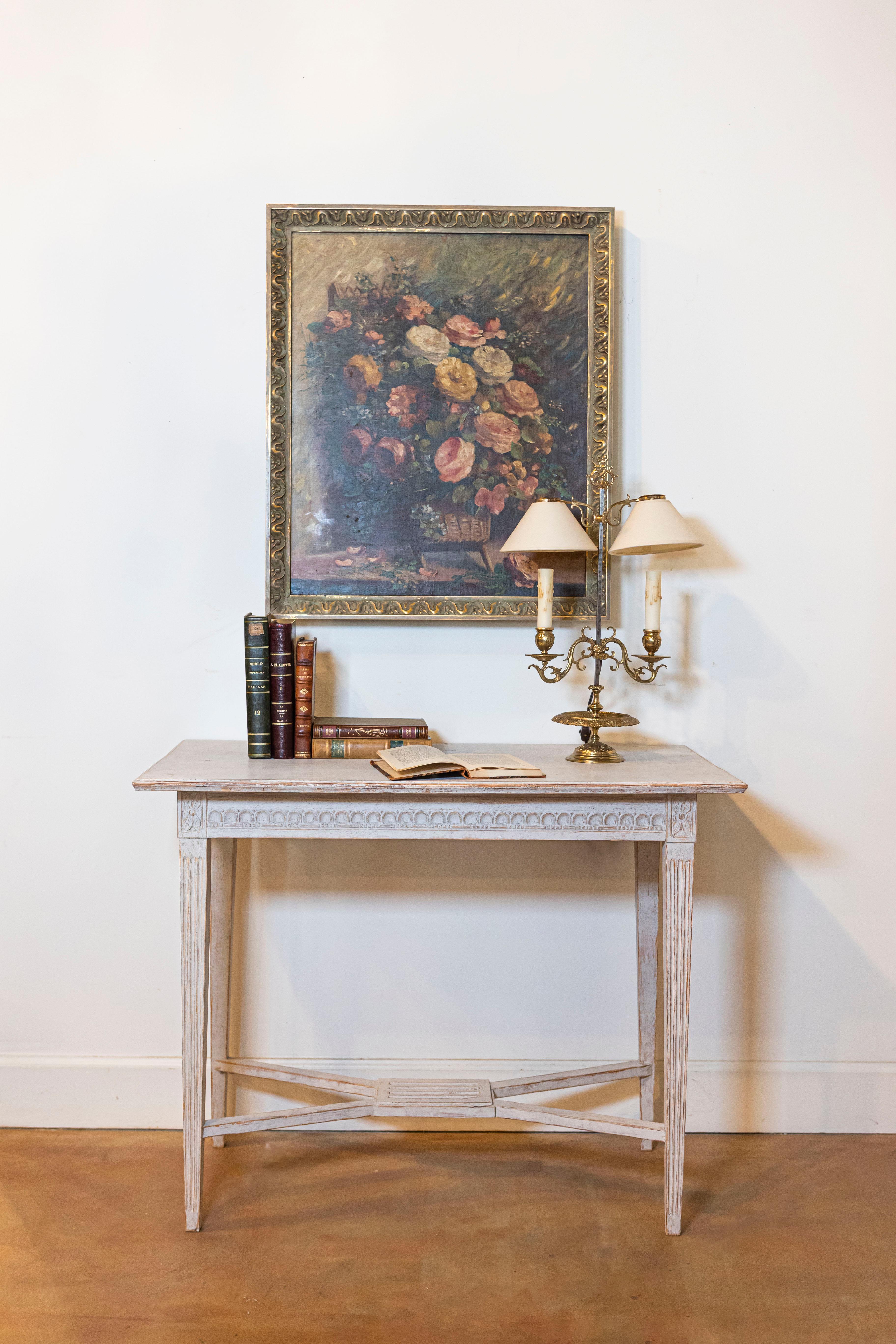 Swedish Gustavian Style 1900s Painted Wood Console Table with Carved Apron For Sale 5
