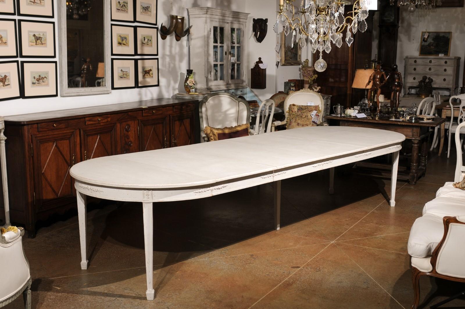 gustavian style dining table