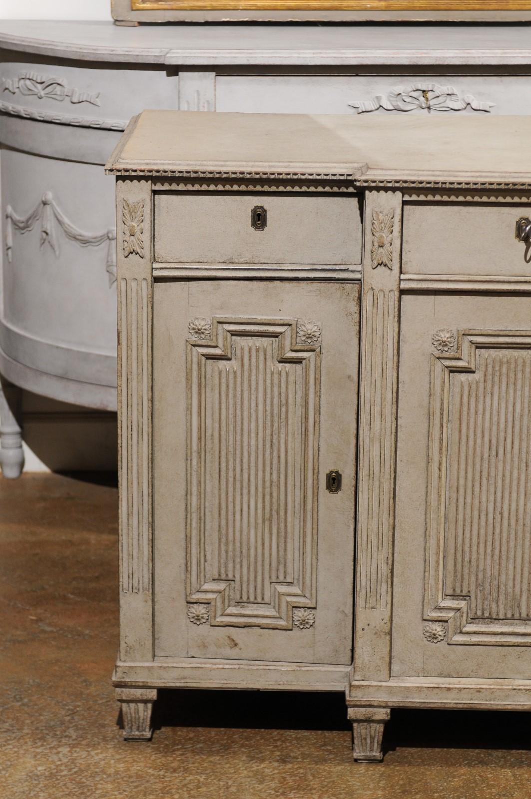 Swedish Gustavian Style 19th Century Breakfront Sideboard with Fluted Motifs In Good Condition In Atlanta, GA
