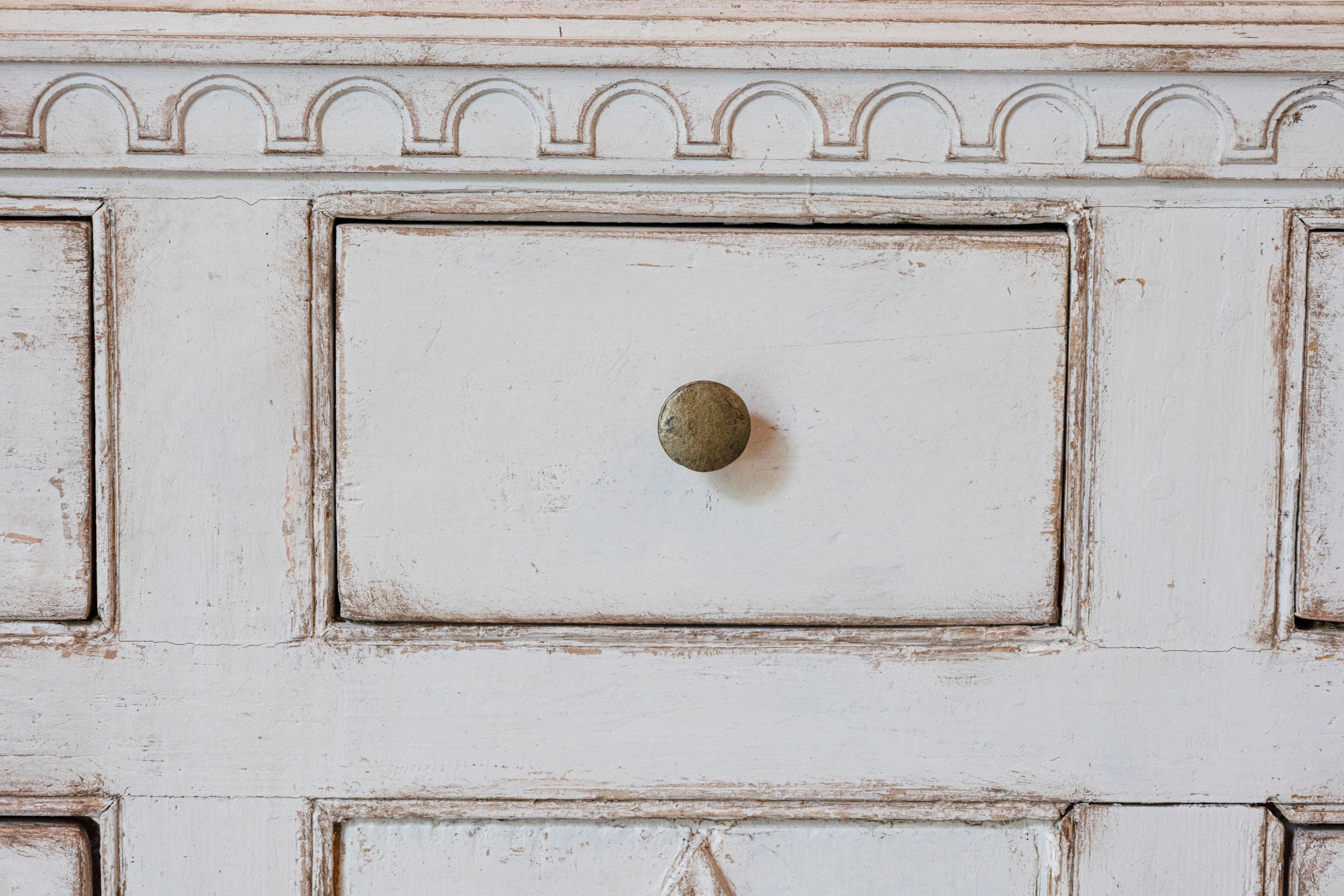 Swedish Gustavian Style 19th Century Painted Sideboard with Carved Motifs 5