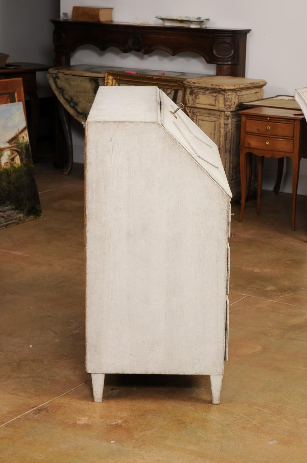 Swedish Gustavian Style 19th Century Painted Slant Front Desk with Three Drawers For Sale 4
