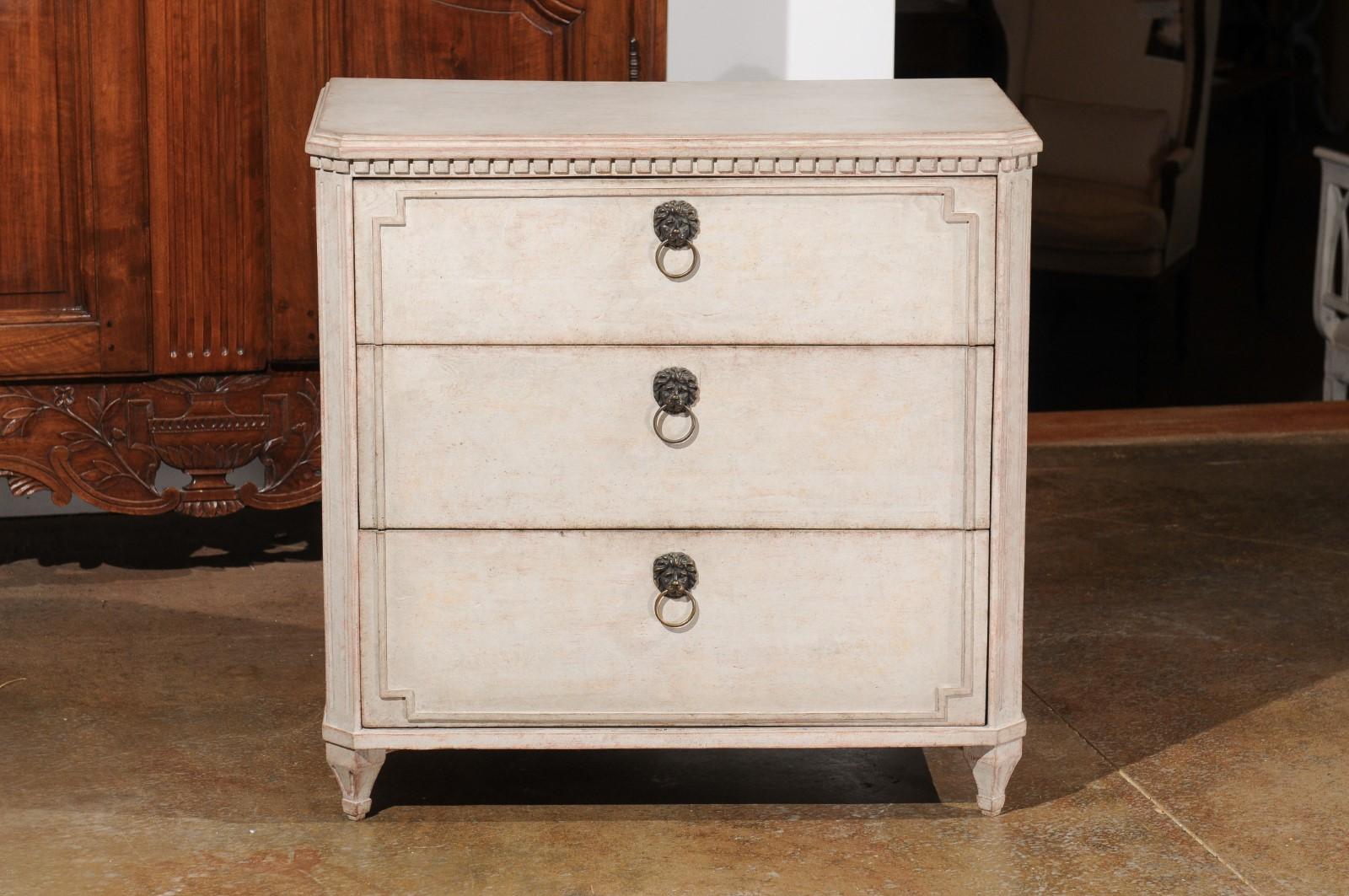 Swedish Gustavian Style 19th Century Painted Three-Drawer Chest with Dentil 3