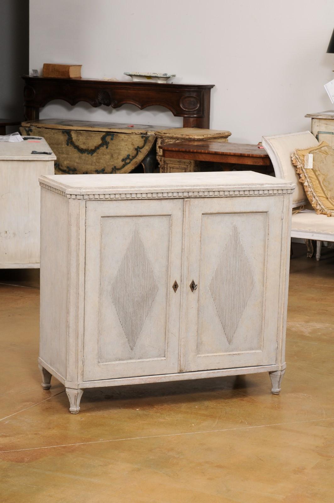 Swedish Gustavian Style 19th Century Sideboard with Carved Diamond Motifs In Good Condition In Atlanta, GA