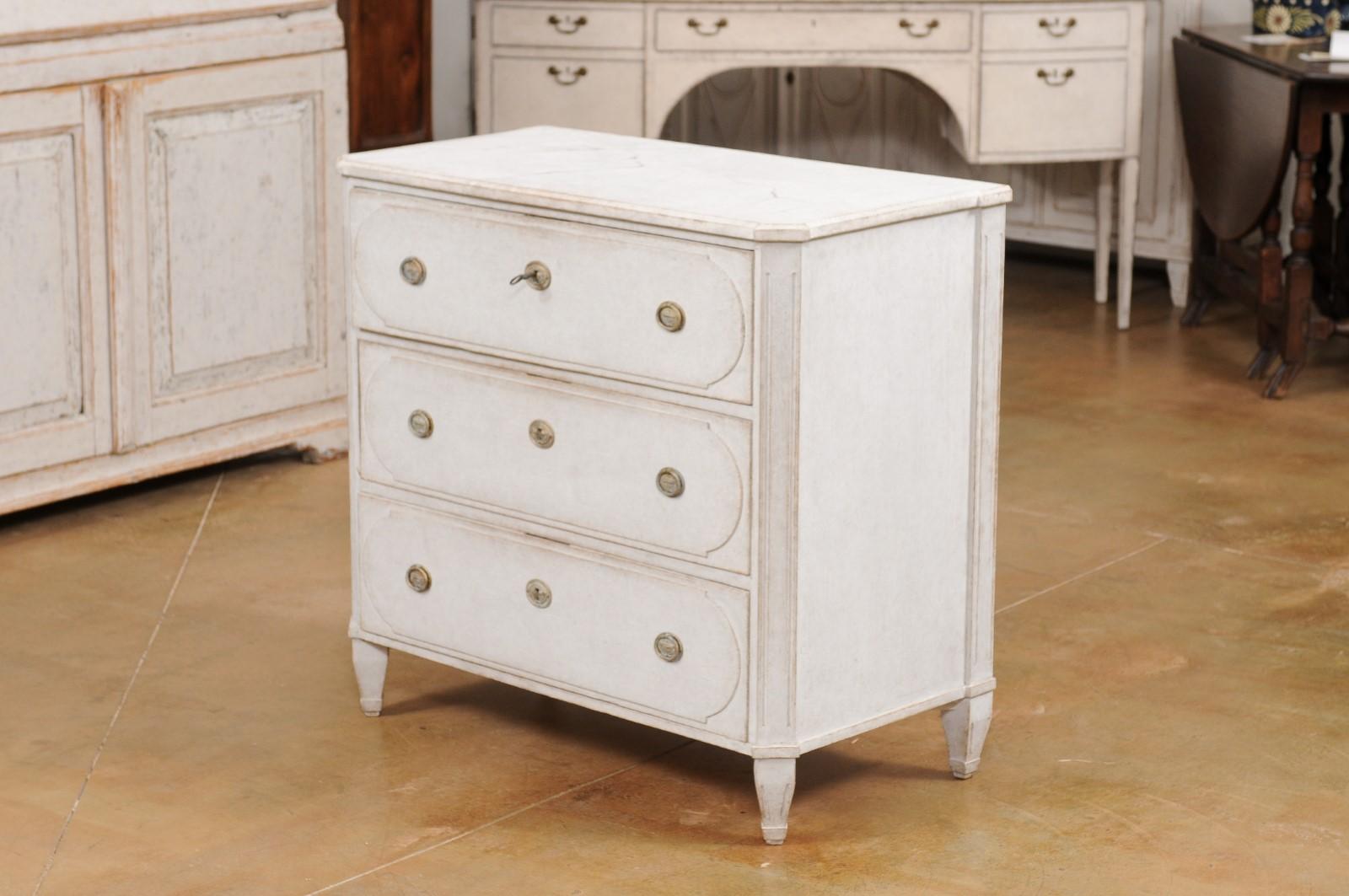 Swedish Gustavian Style 19th Century Three-Drawer Chest with Marbleized Top For Sale 7