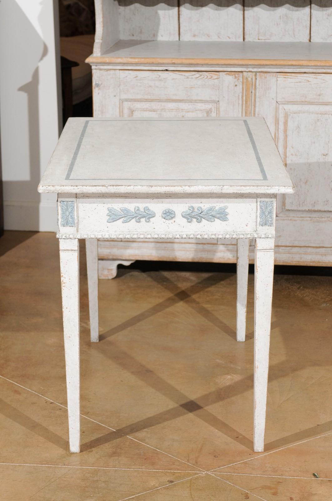 Swedish Gustavian Style 20th Century Painted Desk with Drawers and Foliage Decor 6