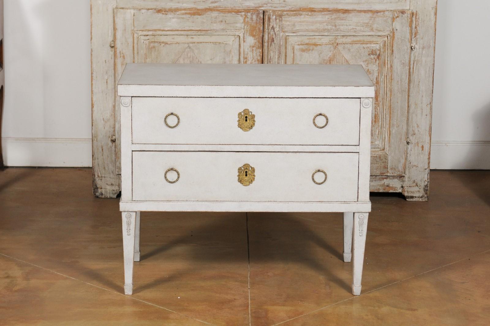 Swedish Gustavian Style 20th Century Two-Drawer Painted Chest with Tapered Legs 7