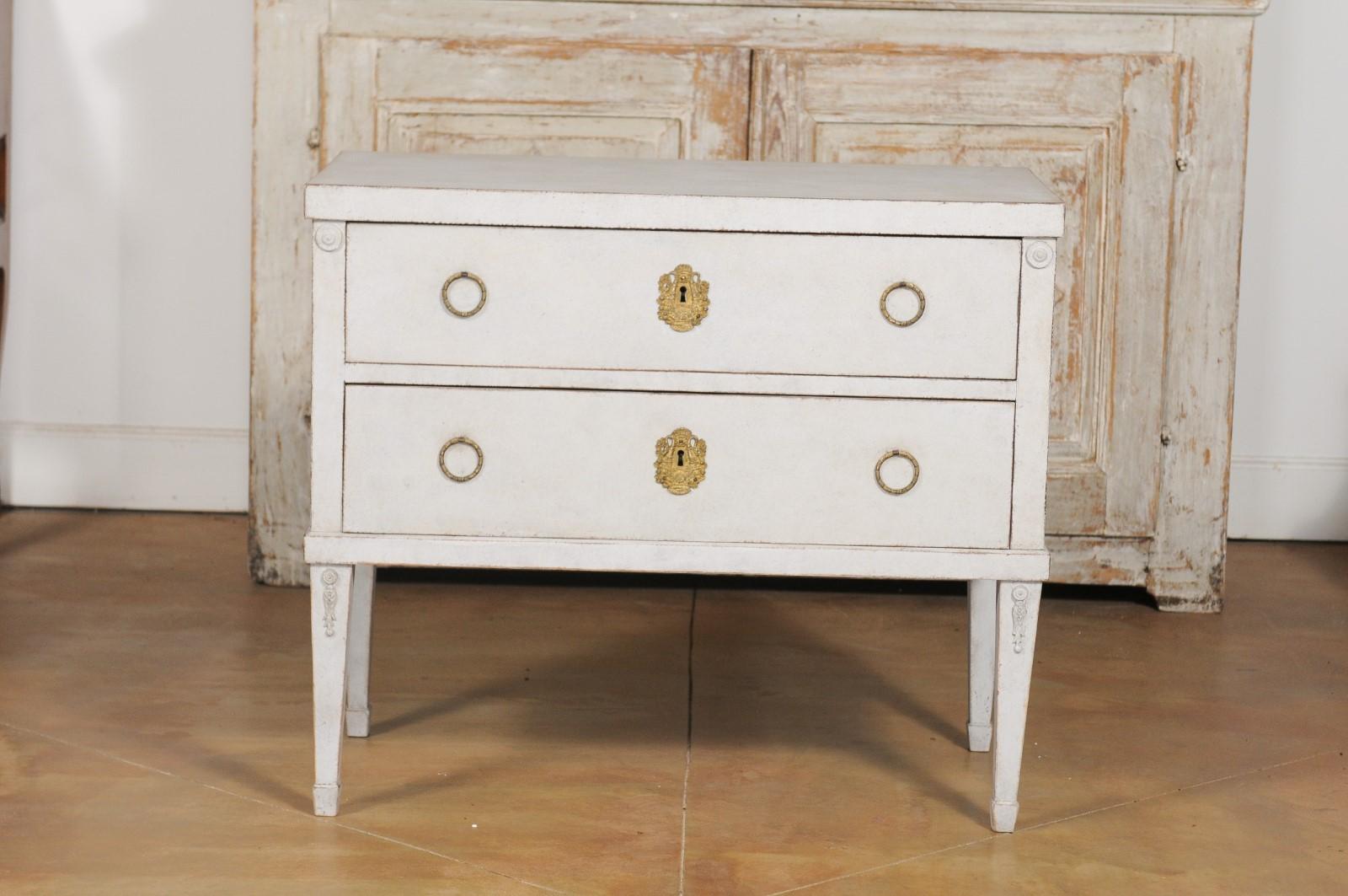 Swedish Gustavian Style 20th Century Two-Drawer Painted Chest with Tapered Legs 8