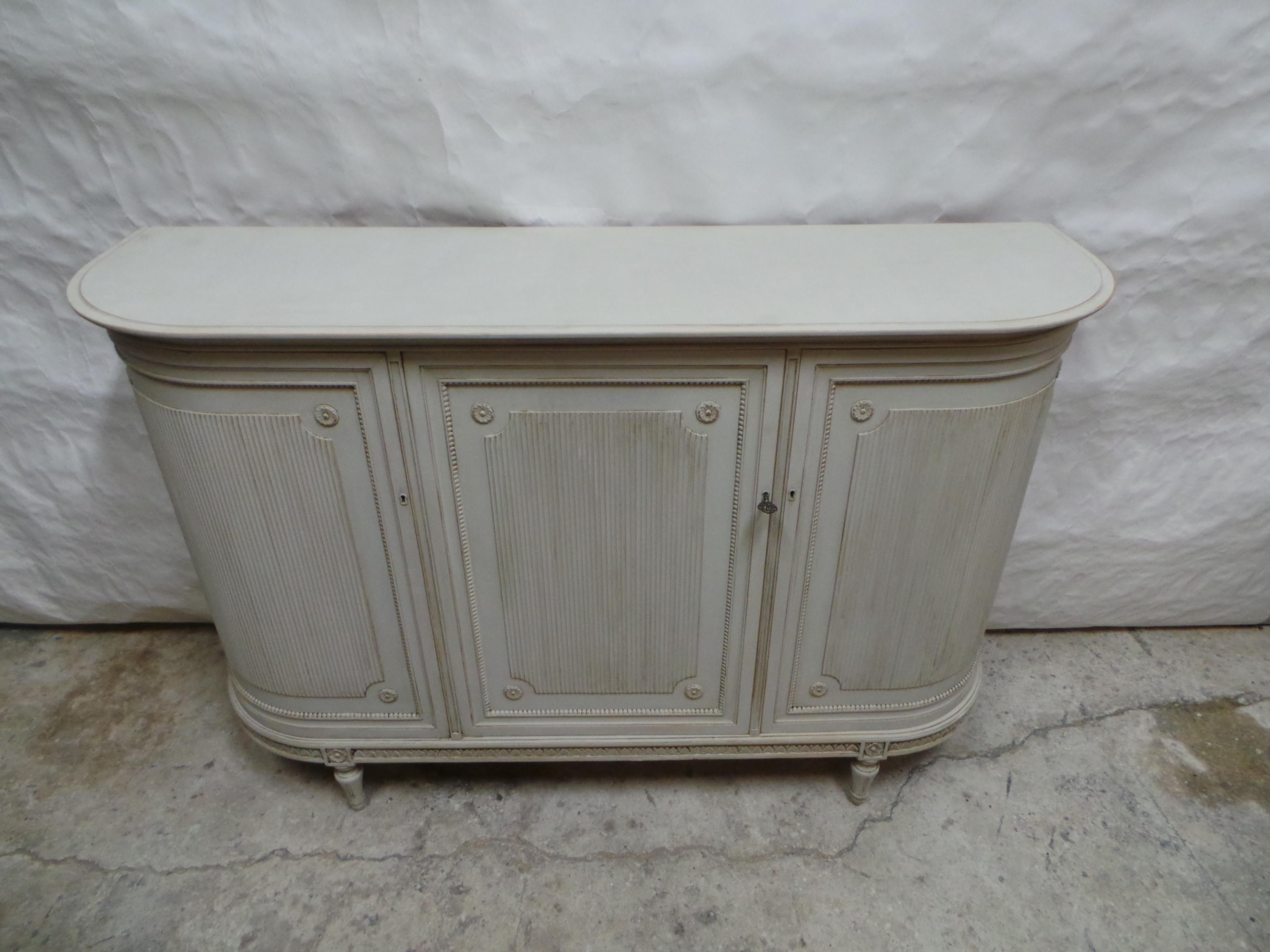 Swedish Gustavian Style 3 Door Sideboard In Good Condition For Sale In Hollywood, FL