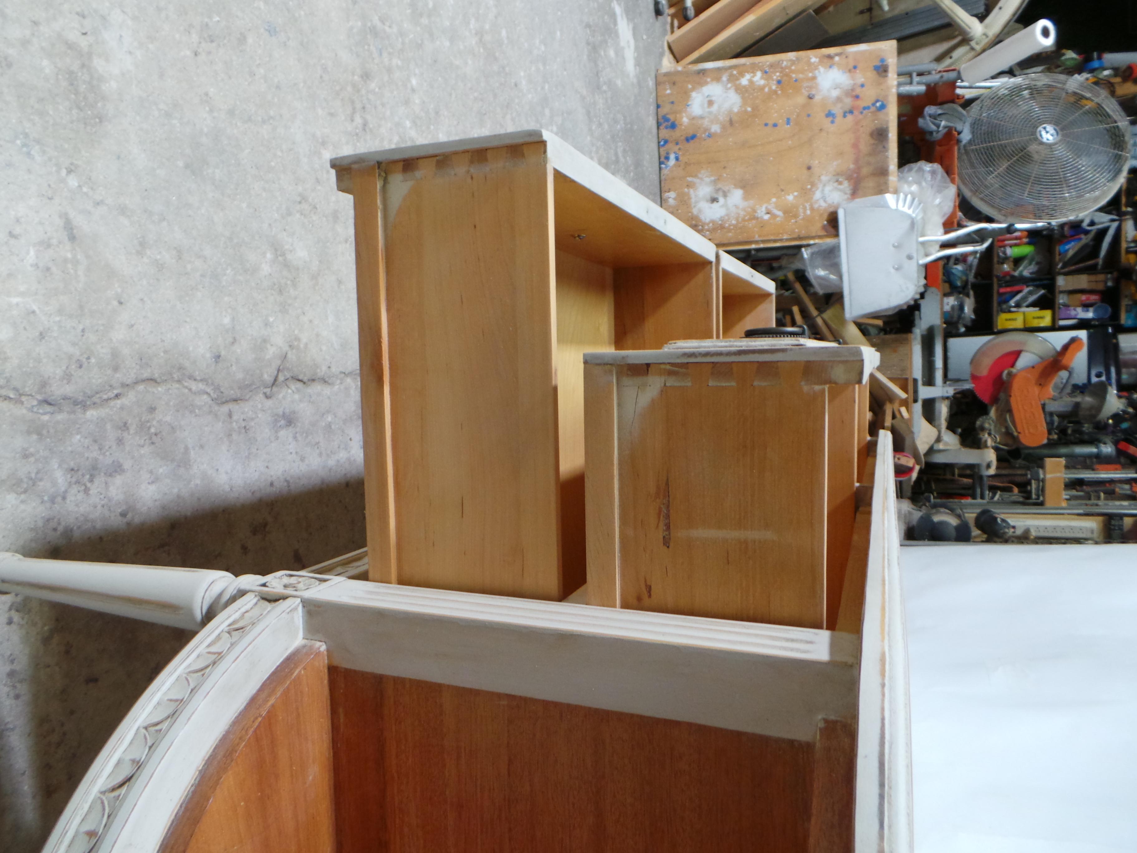 Swedish Gustavian Style 4 Drawer 2 Door Sideboard For Sale 3