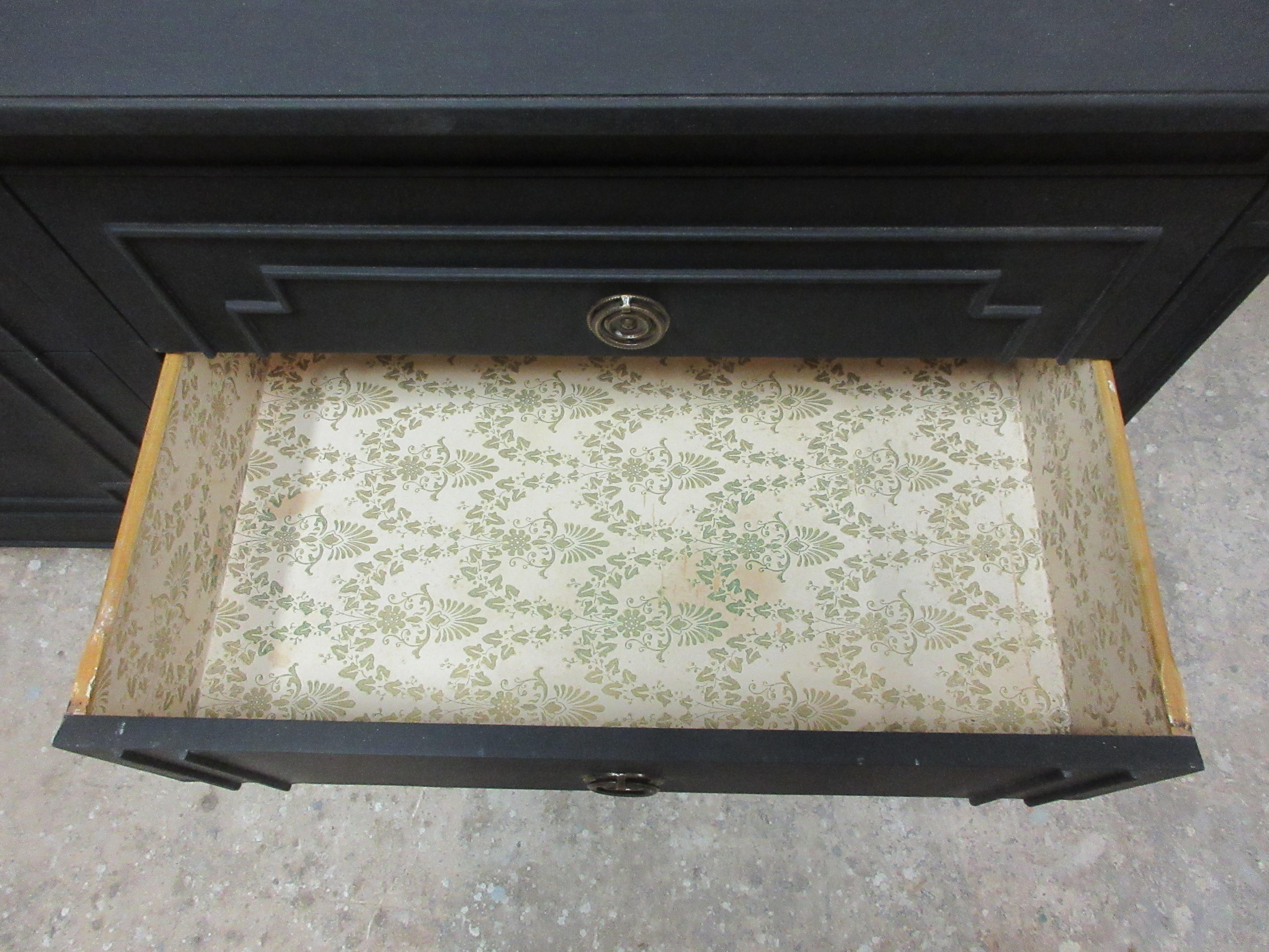 Mid-20th Century Swedish Gustavian Style 9-Drawer Dresser
