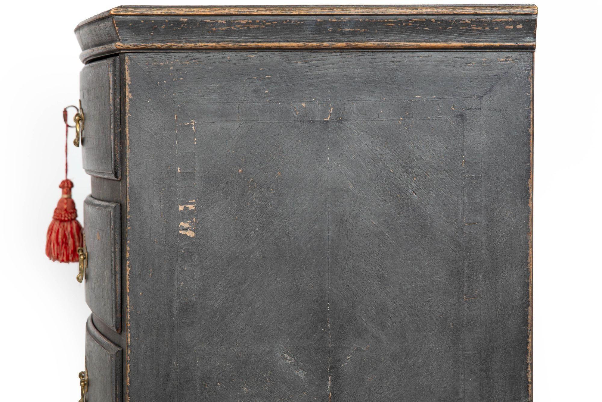 Schwedische Kommode im Gustavianischen Stil mit blauer Bemalung ca. 1800 im Angebot 10