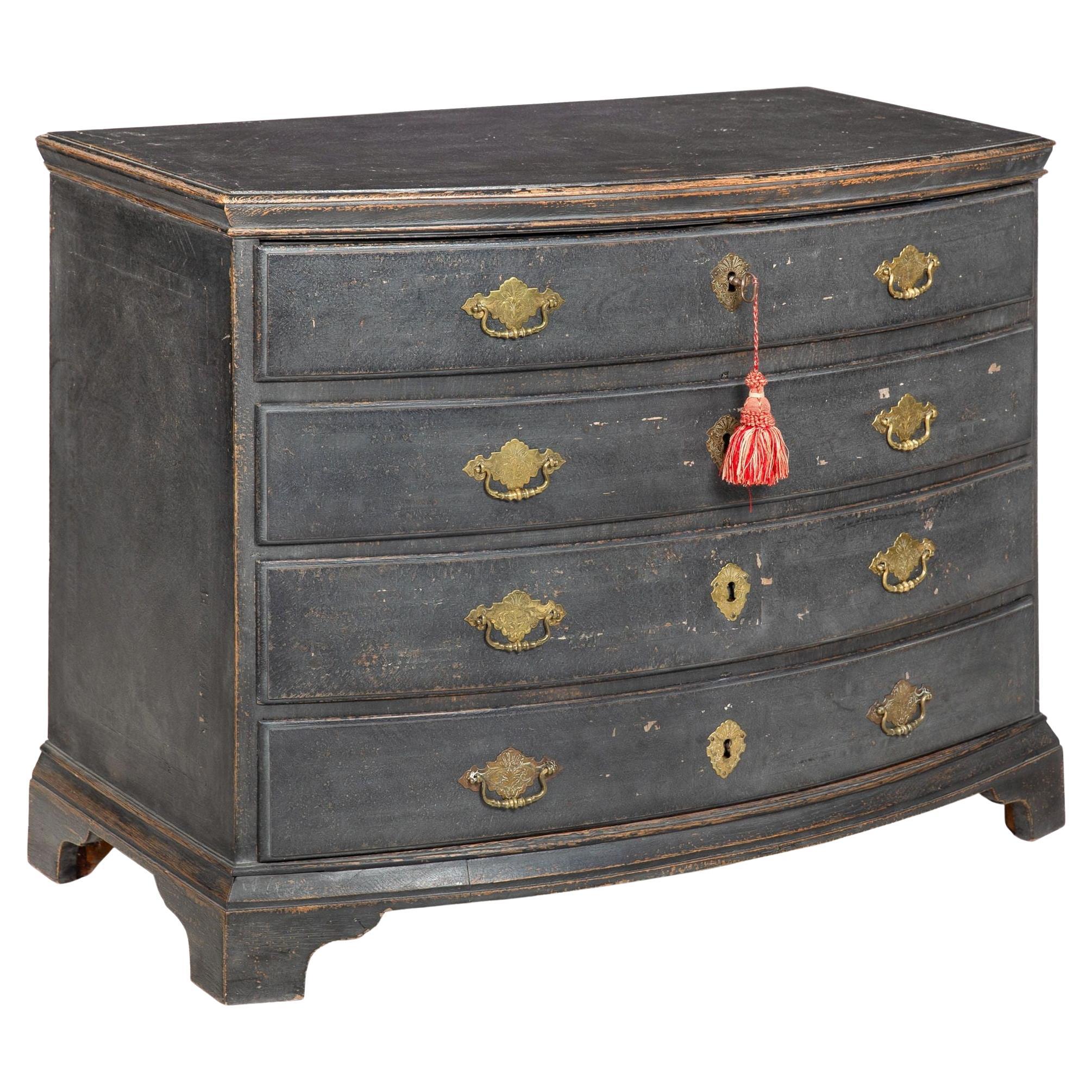 Schwedische Kommode im Gustavianischen Stil mit blauer Bemalung ca. 1800 im Angebot