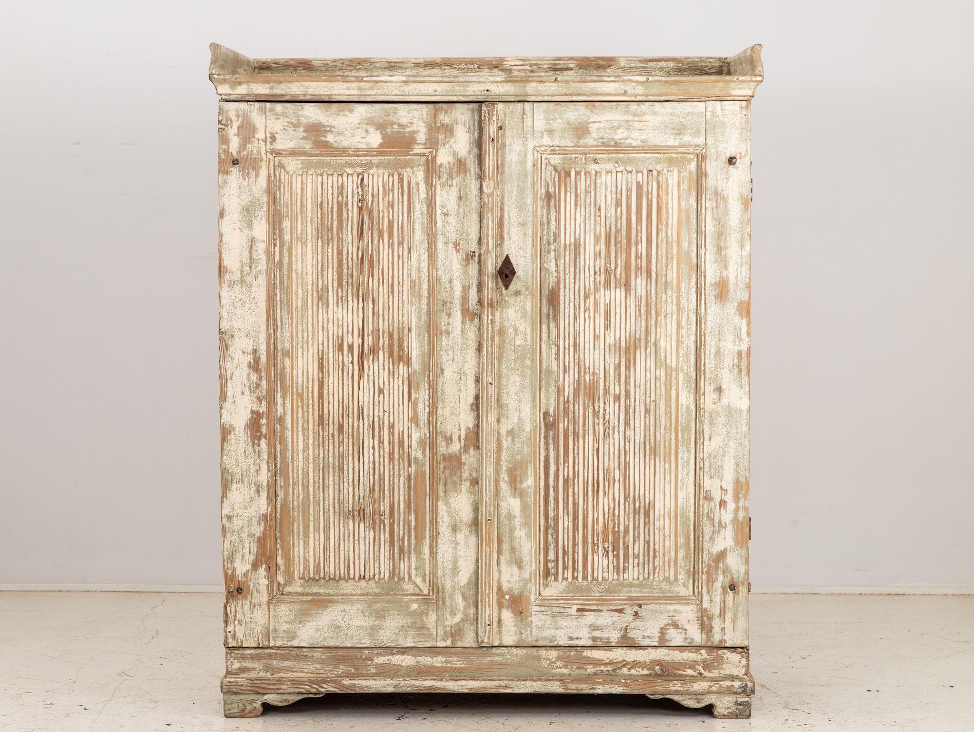 Gustaviano Mobile o buffet svedese in stile gustaviano, fine XIX secolo in vendita