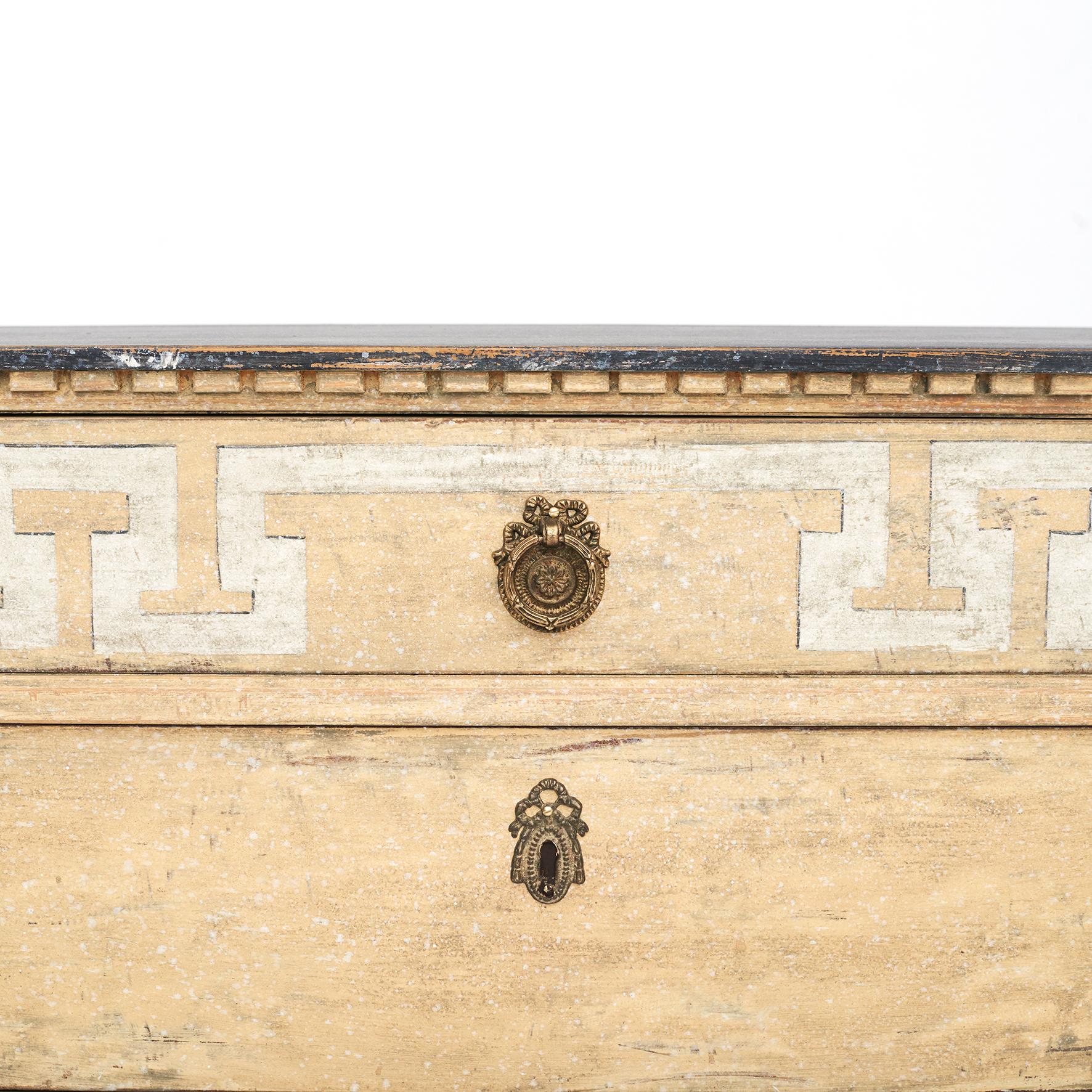 Yellow Painted Swedish Gustavian Style Chest of Drawers In Good Condition For Sale In Kastrup, DK