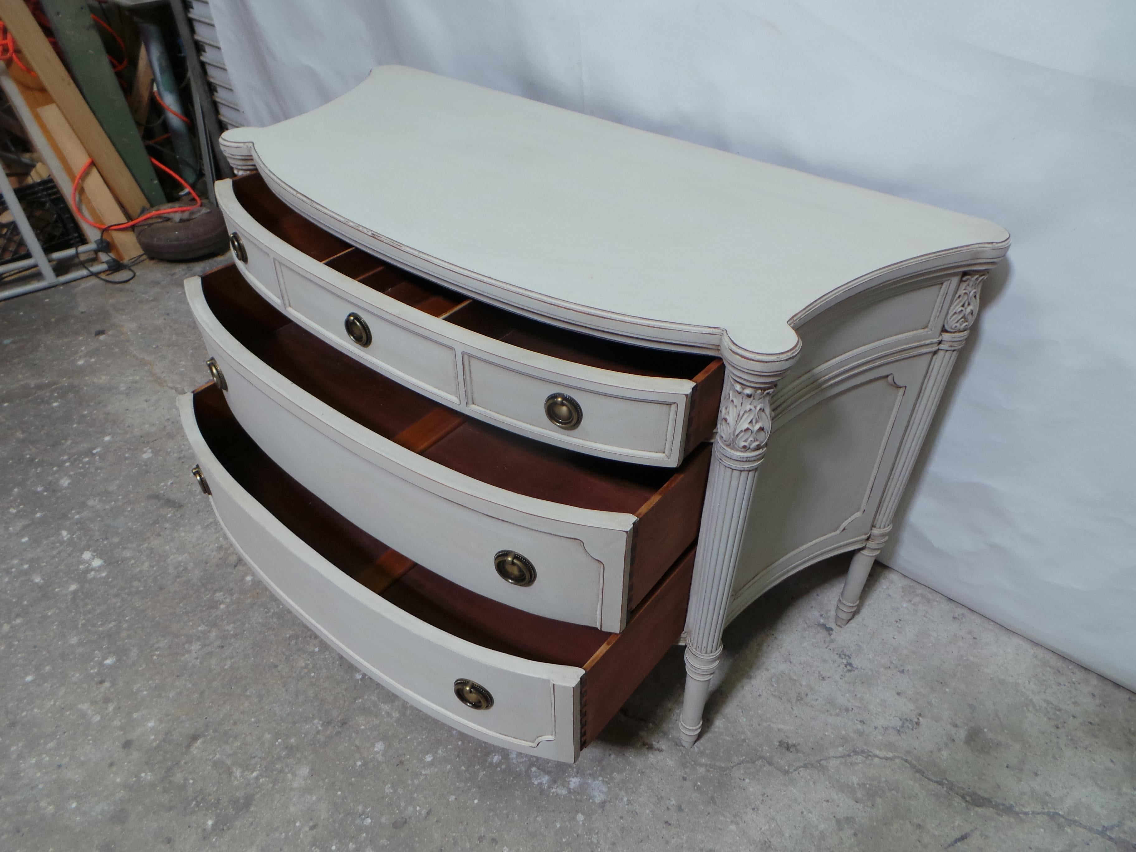 Legno Cassettiera svedese in stile gustaviano in vendita