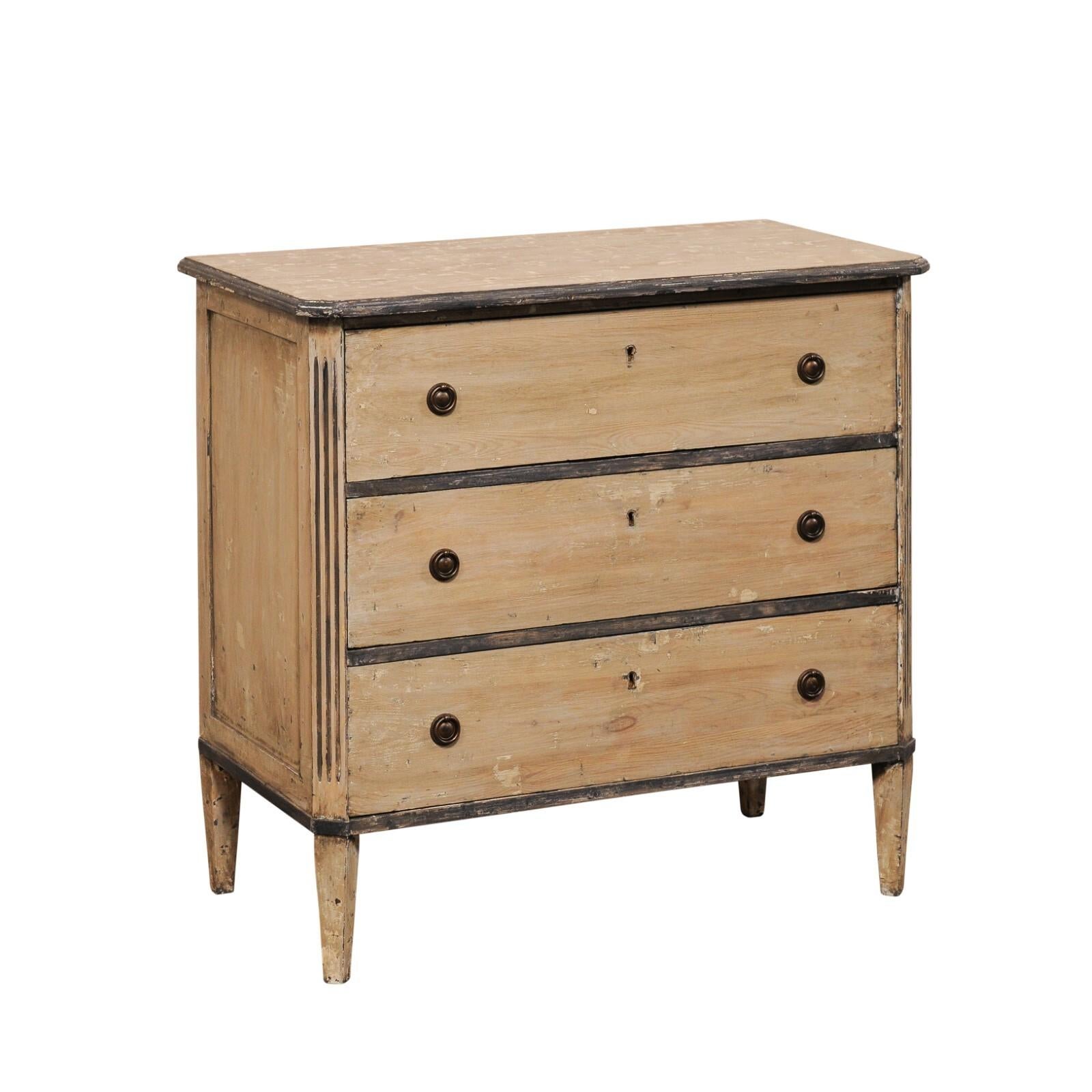 Swedish Gustavian Style Chest w/Charcoal Trim, Early 20th C For Sale 7