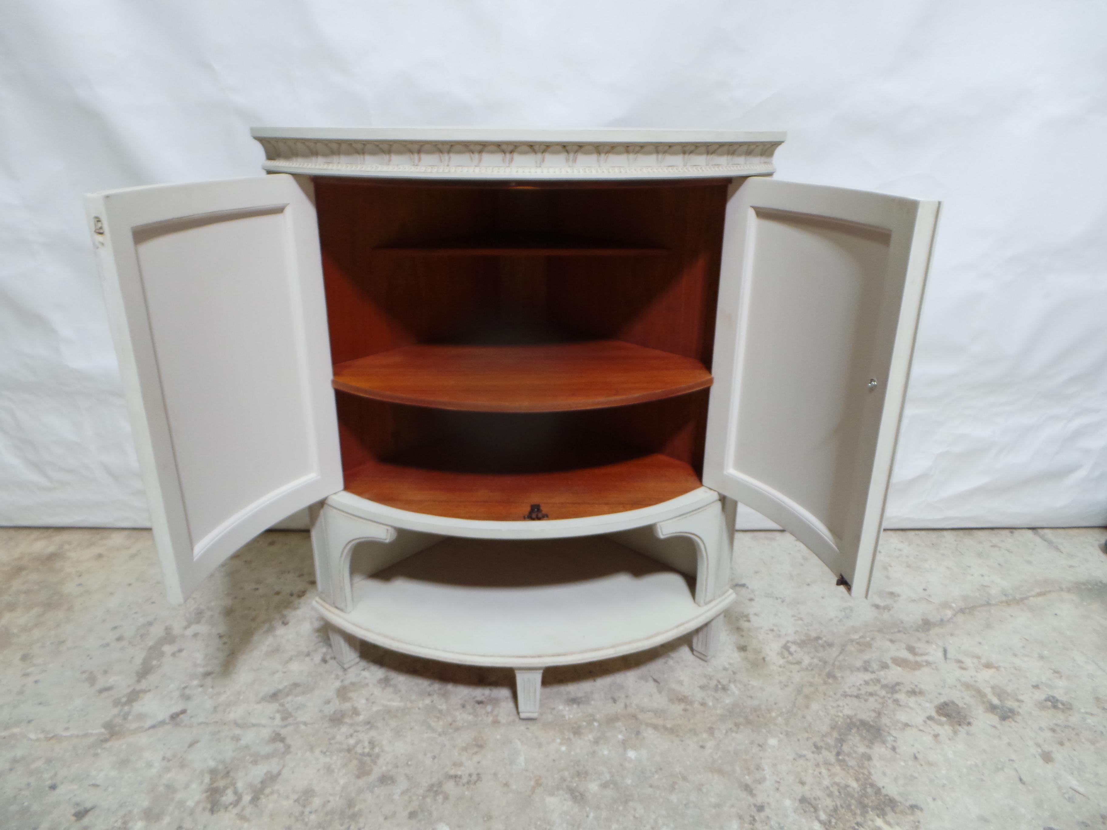 Mid-20th Century Swedish Gustavian Style Corner Cabinet For Sale