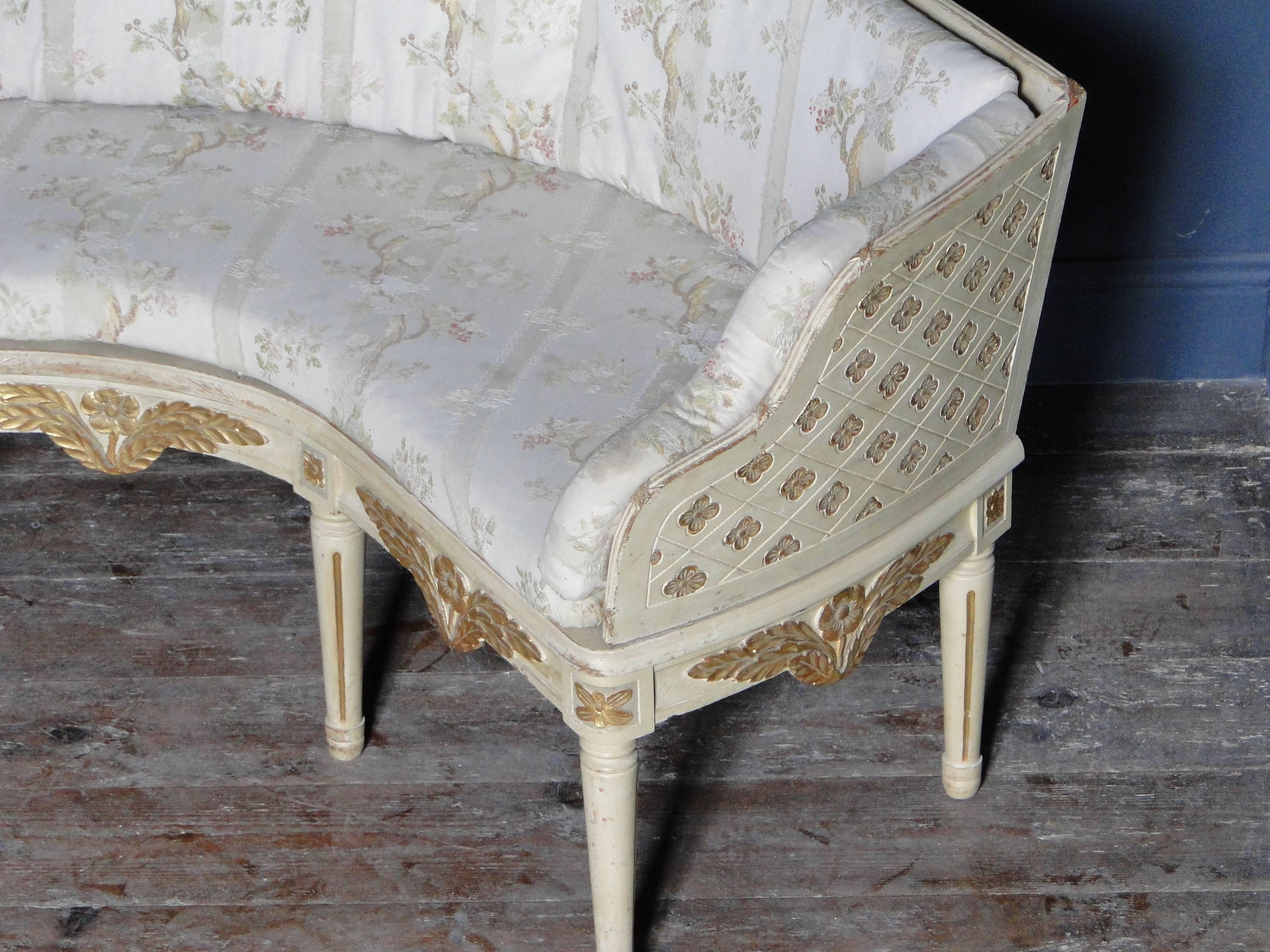 Swedish Gustavian Style Curved Sofa Beginning, 1900 For Sale 1