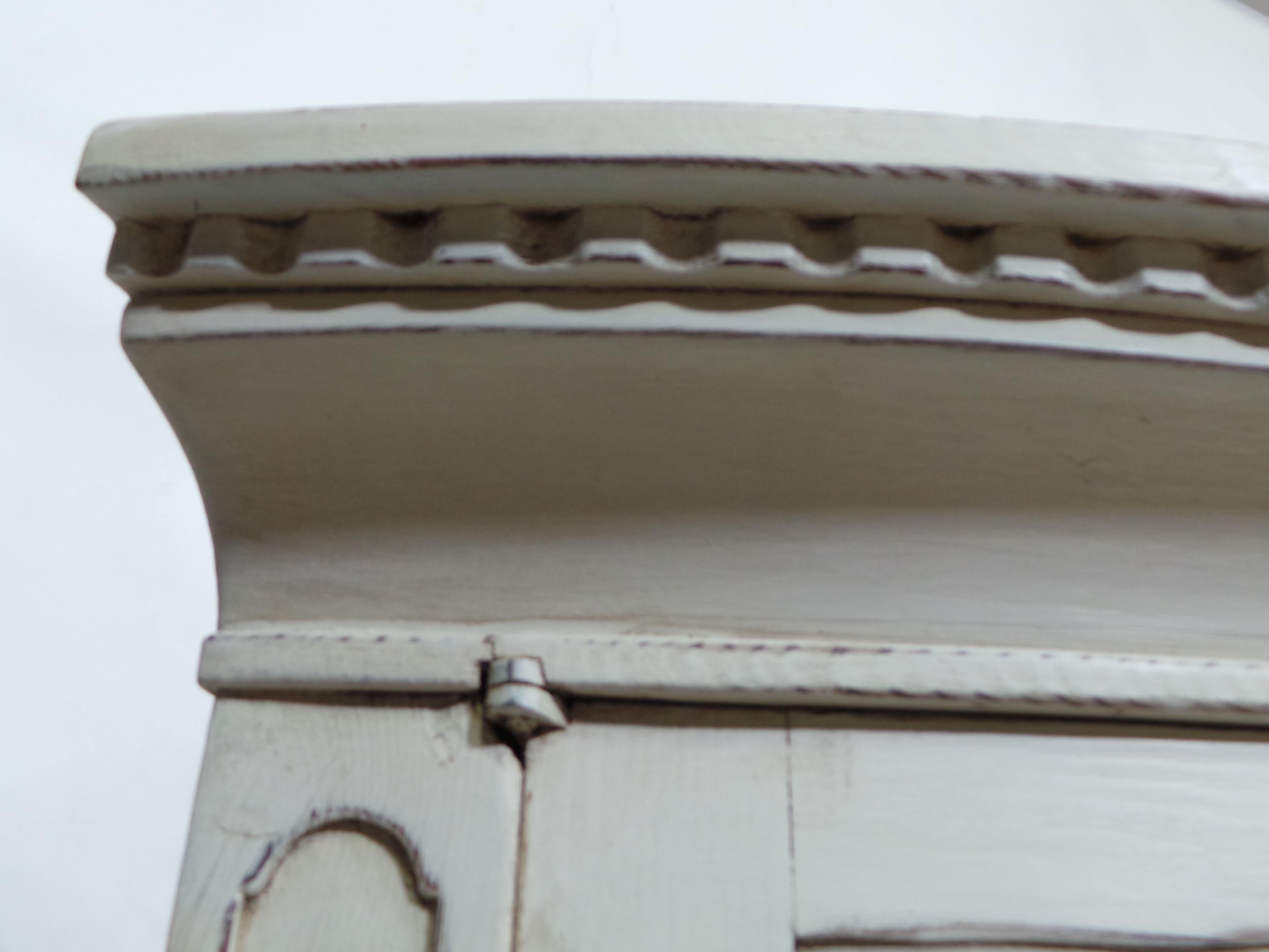 Mid-19th Century Swedish Gustavian Style Glass Top Corner Hutch