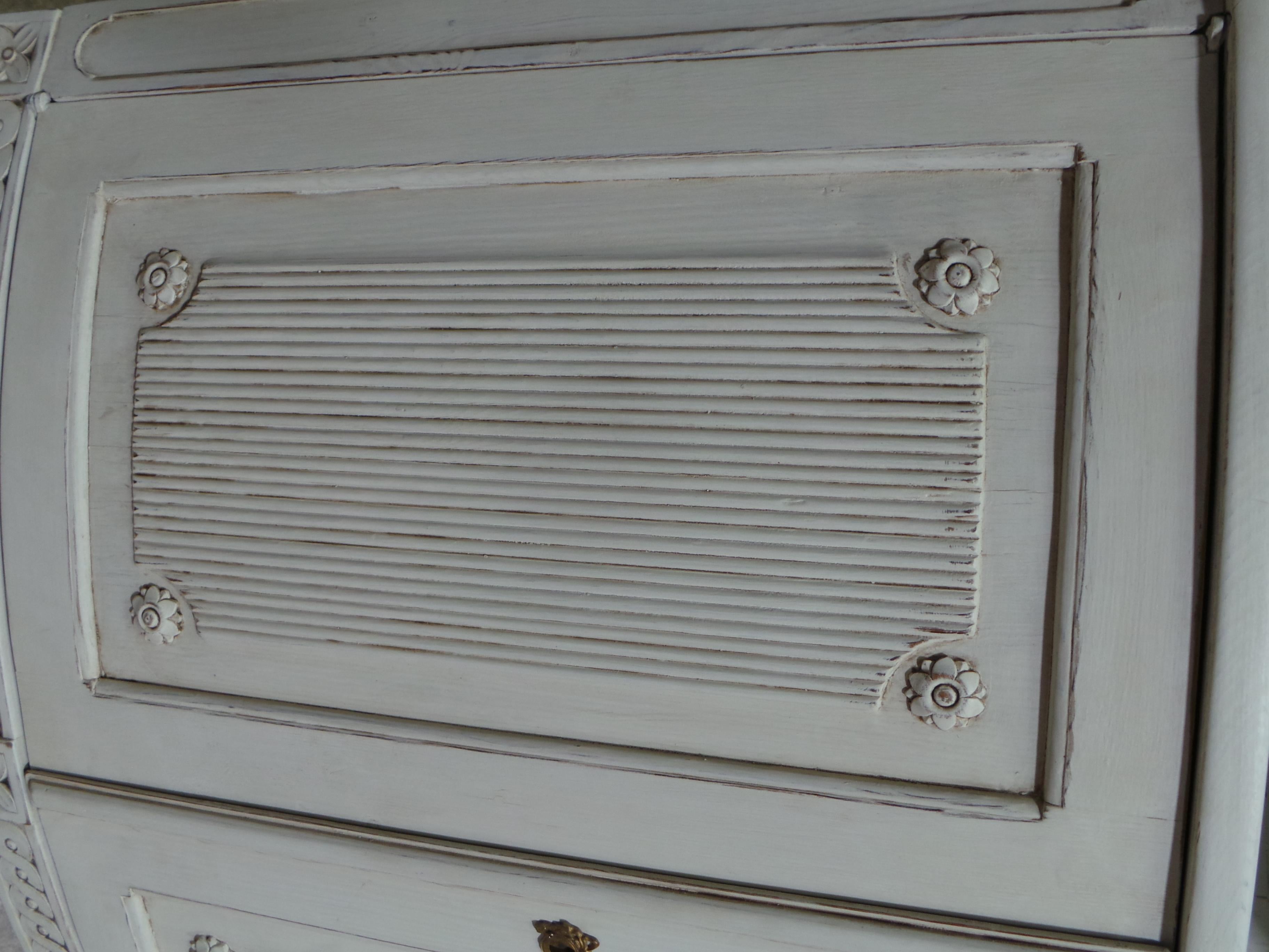 Swedish Gustavian Style Glass Top Corner Hutch 1