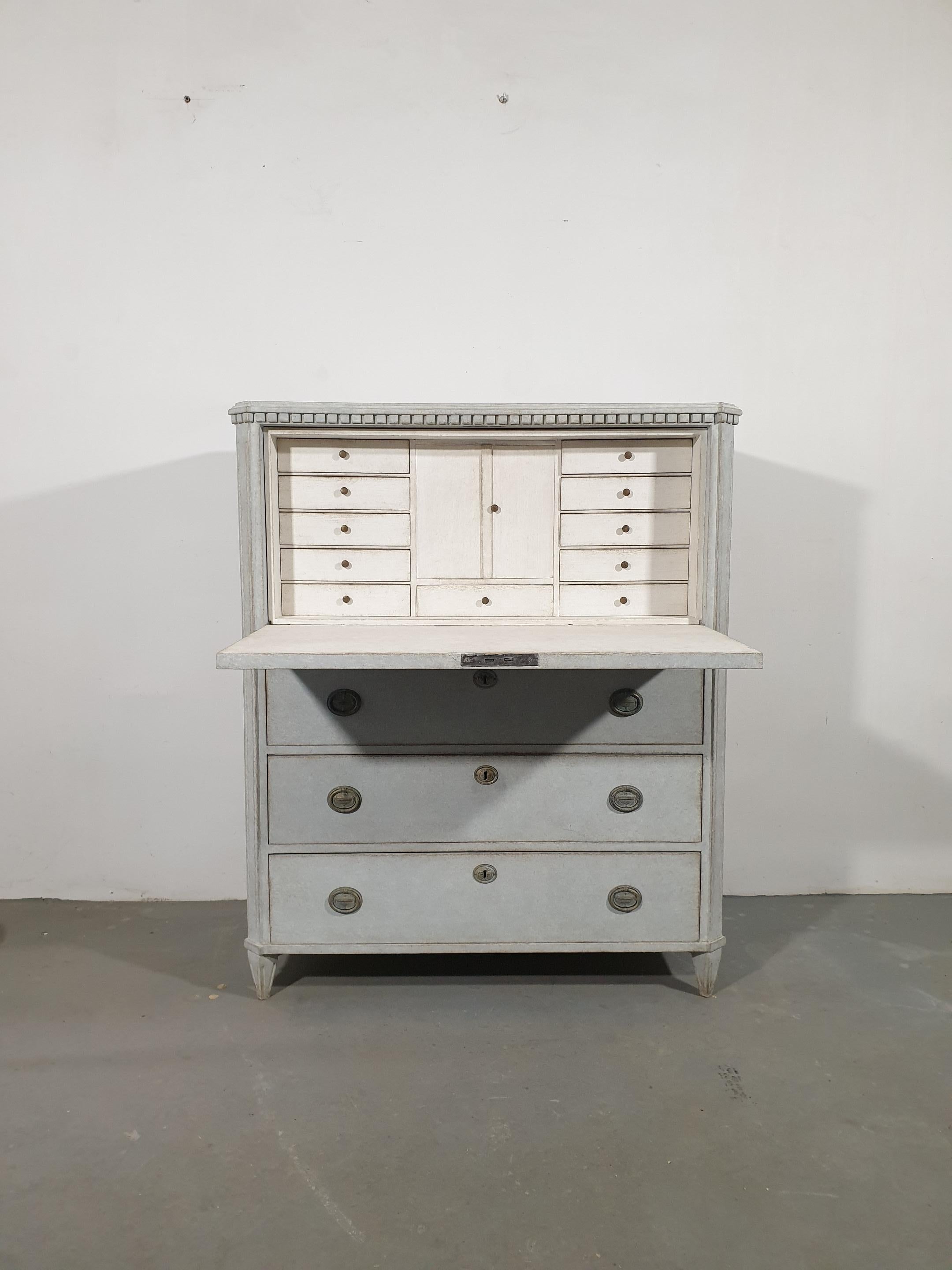 Swedish Gustavian Style Gray Painted Drop-Front Secretary with Fluted Accents 4
