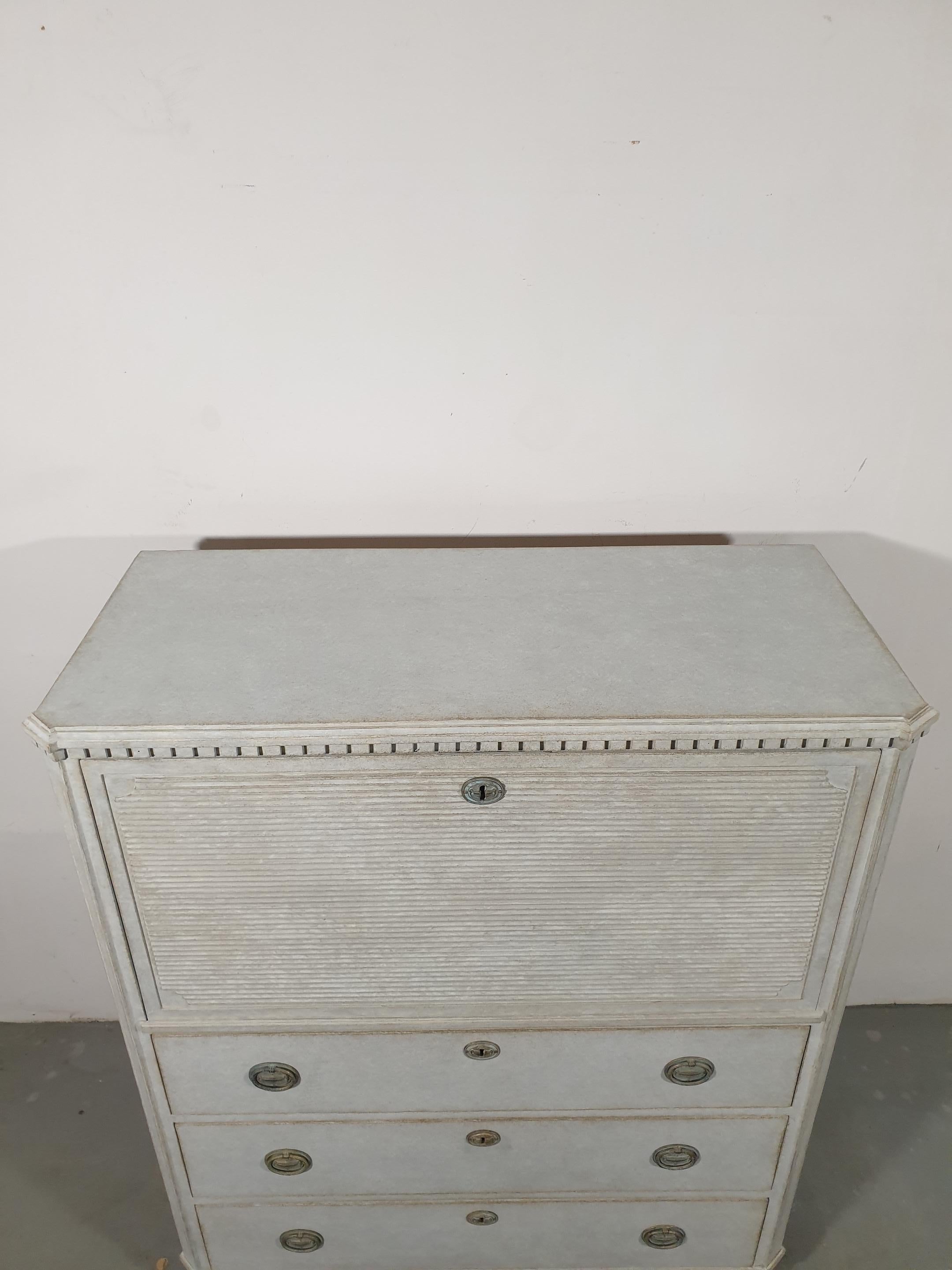 Swedish Gustavian Style Gray Painted Drop-Front Secretary with Fluted Accents 3