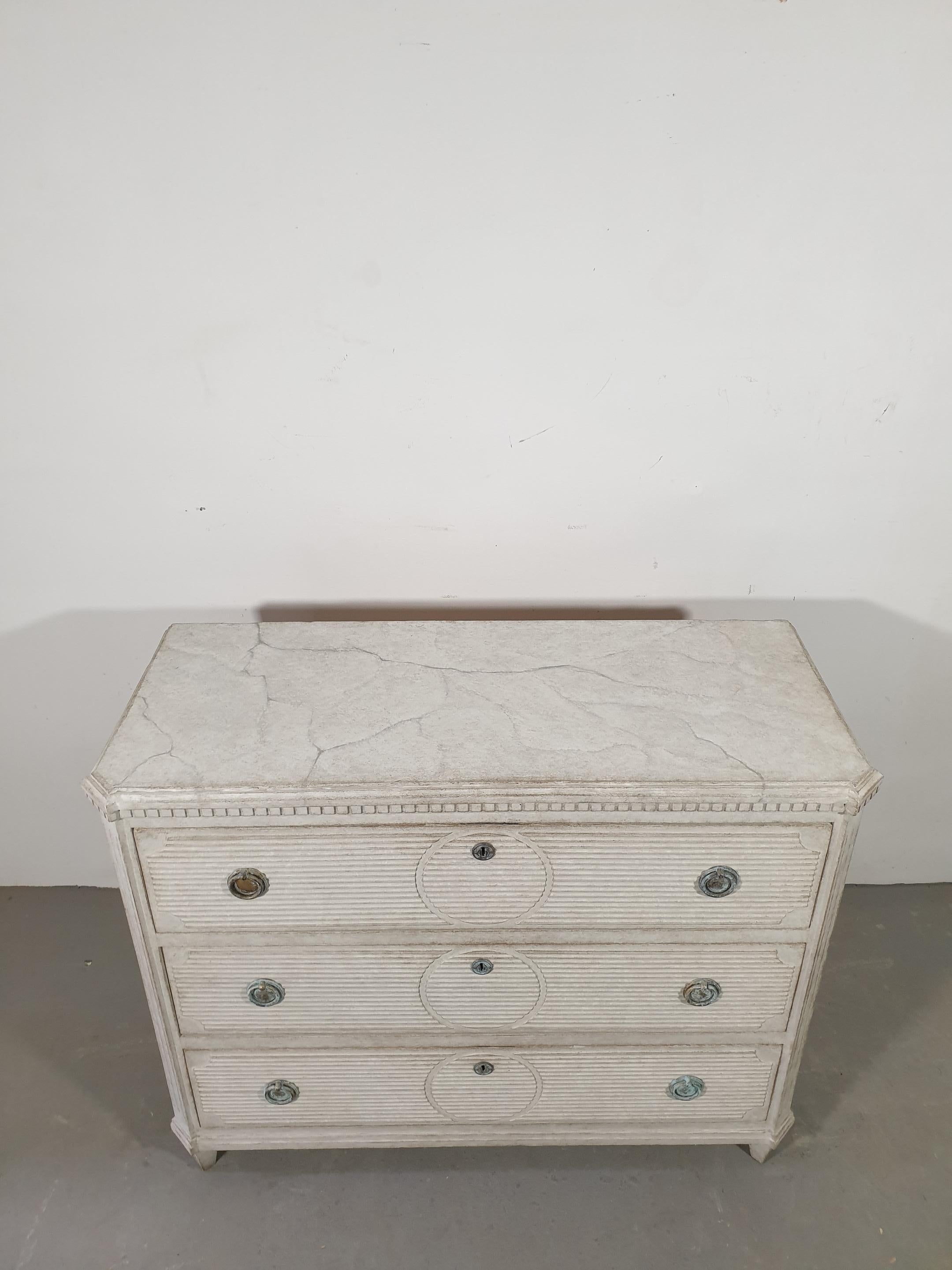 Swedish Gustavian Style Gray Painted Three-Drawer Chest with Carved Panels 5