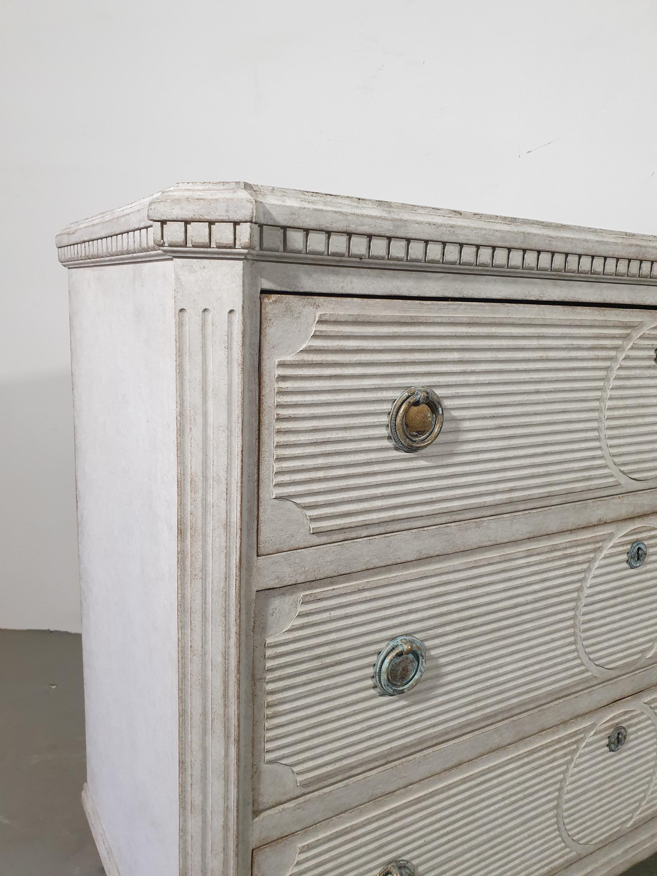 Swedish Gustavian Style Gray Painted Three-Drawer Chest with Carved Panels 1