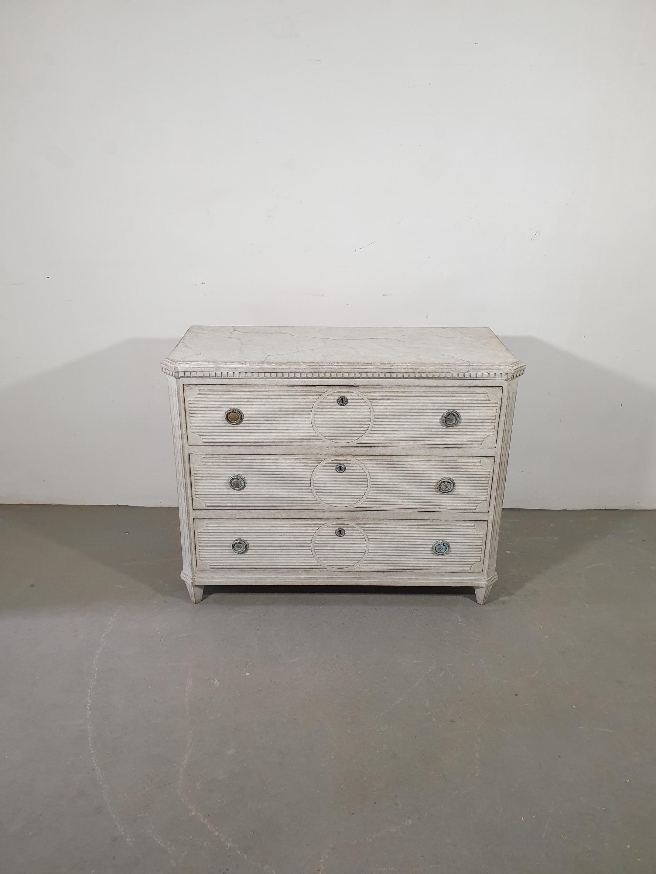 Swedish Gustavian Style Gray Painted Three-Drawer Chest with Carved Panels 4