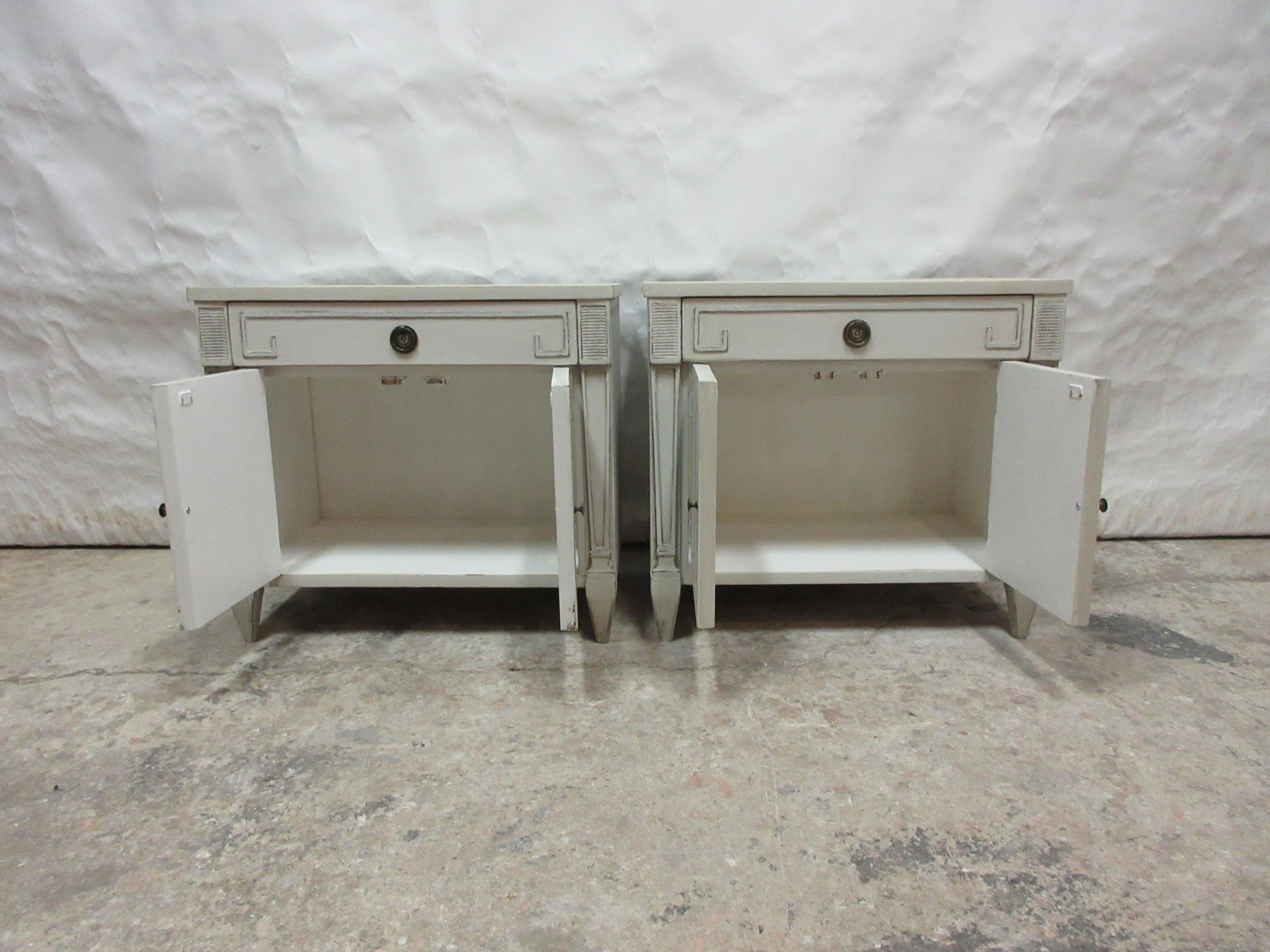 Swedish Gustavian Style Night Stands In Good Condition In Hollywood, FL