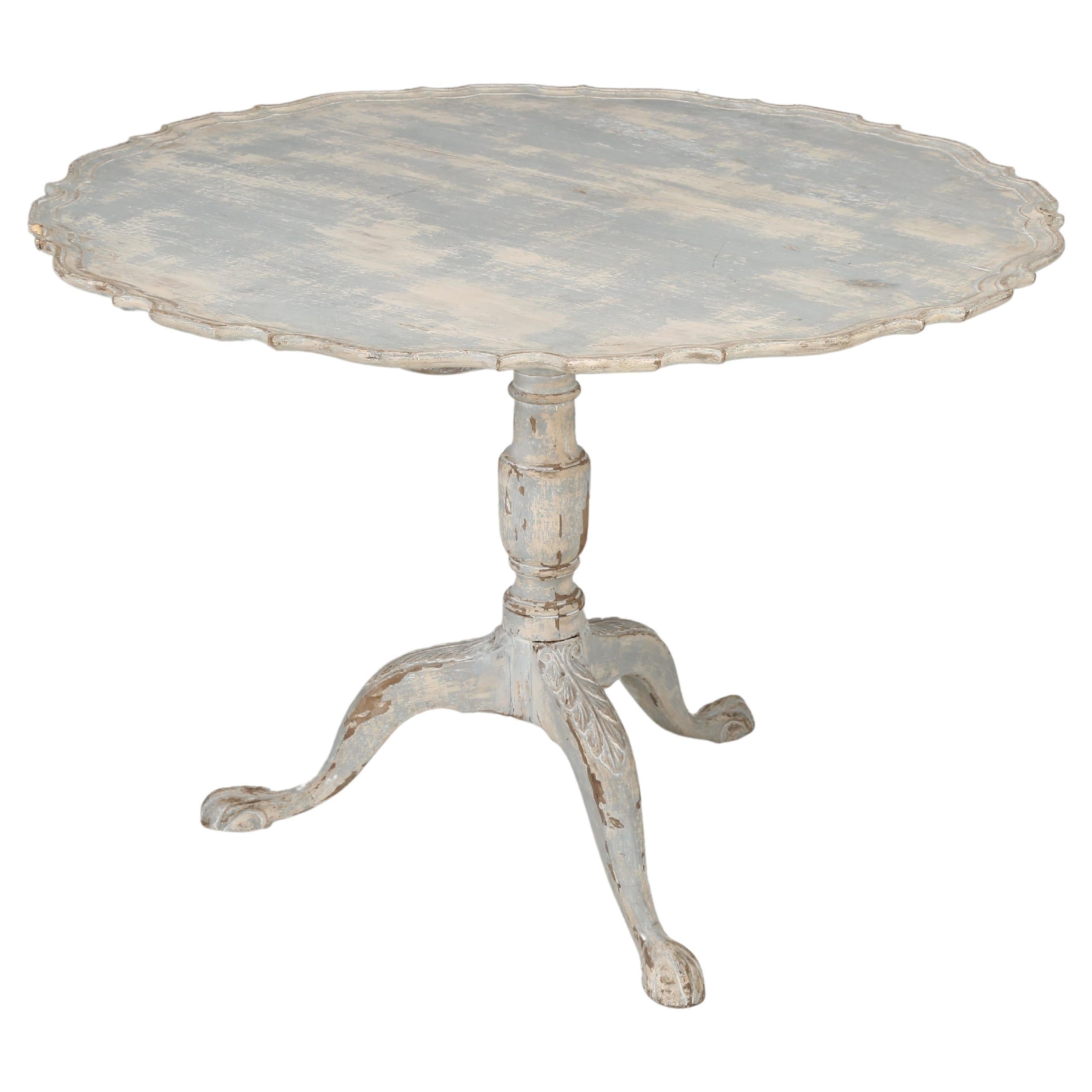 Swedish Gustavian Style Painted Center Hall Table, Side or End Table, Restored For Sale