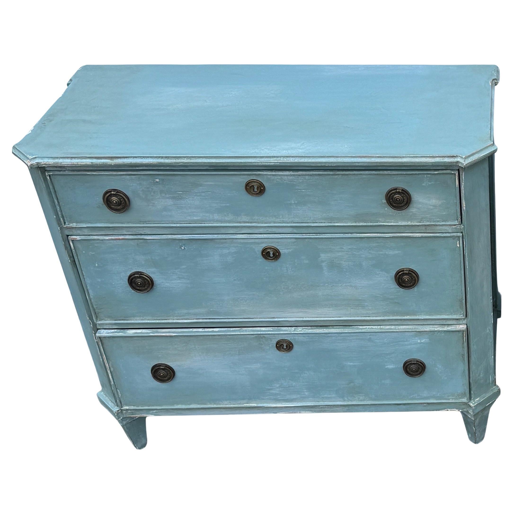 Swedish Gustavian Style Painted Chest of Drawers Bureau For Sale