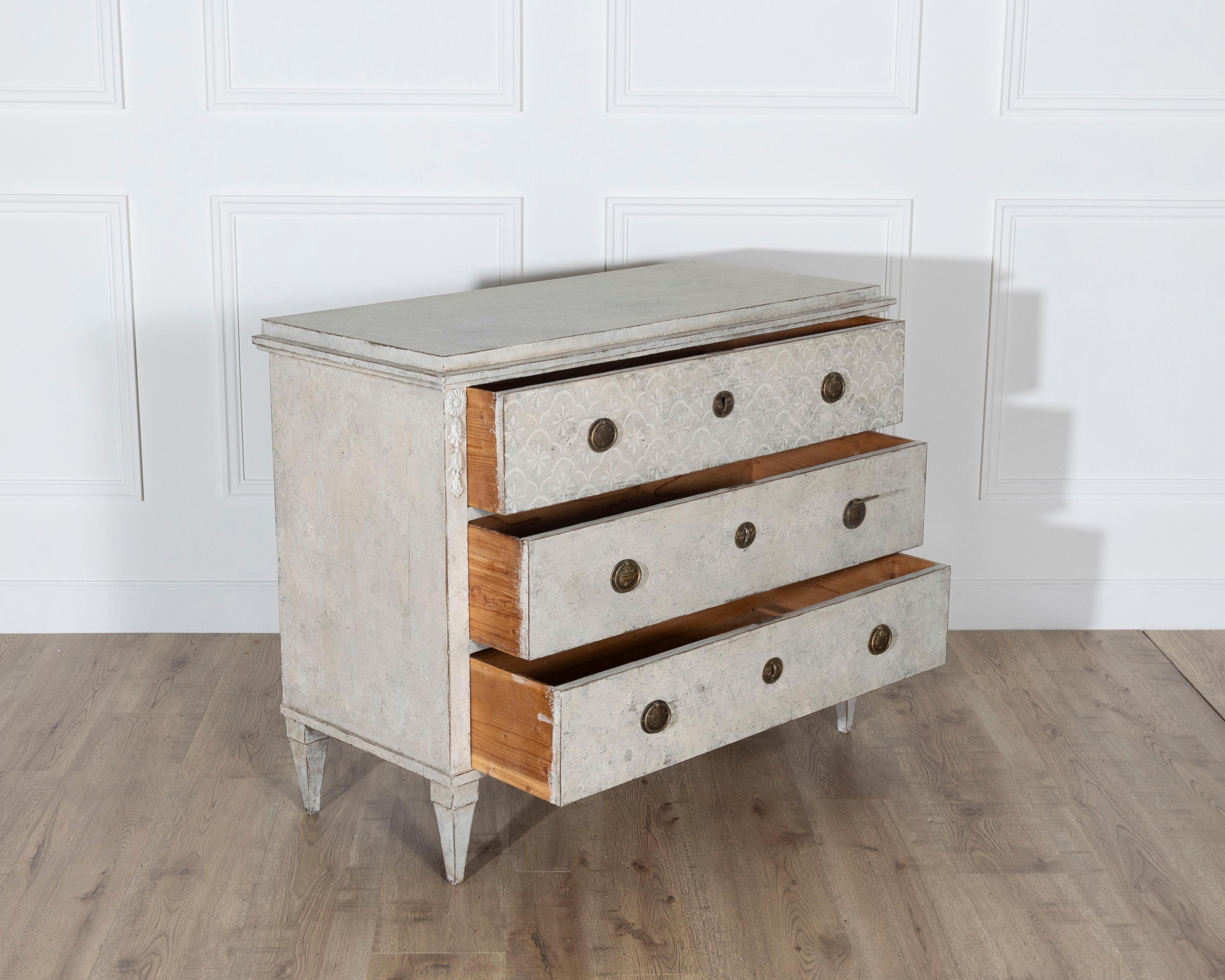 Pin Swedish Gustavian Style Painted Chest of Drawers, Circa 1840 en vente