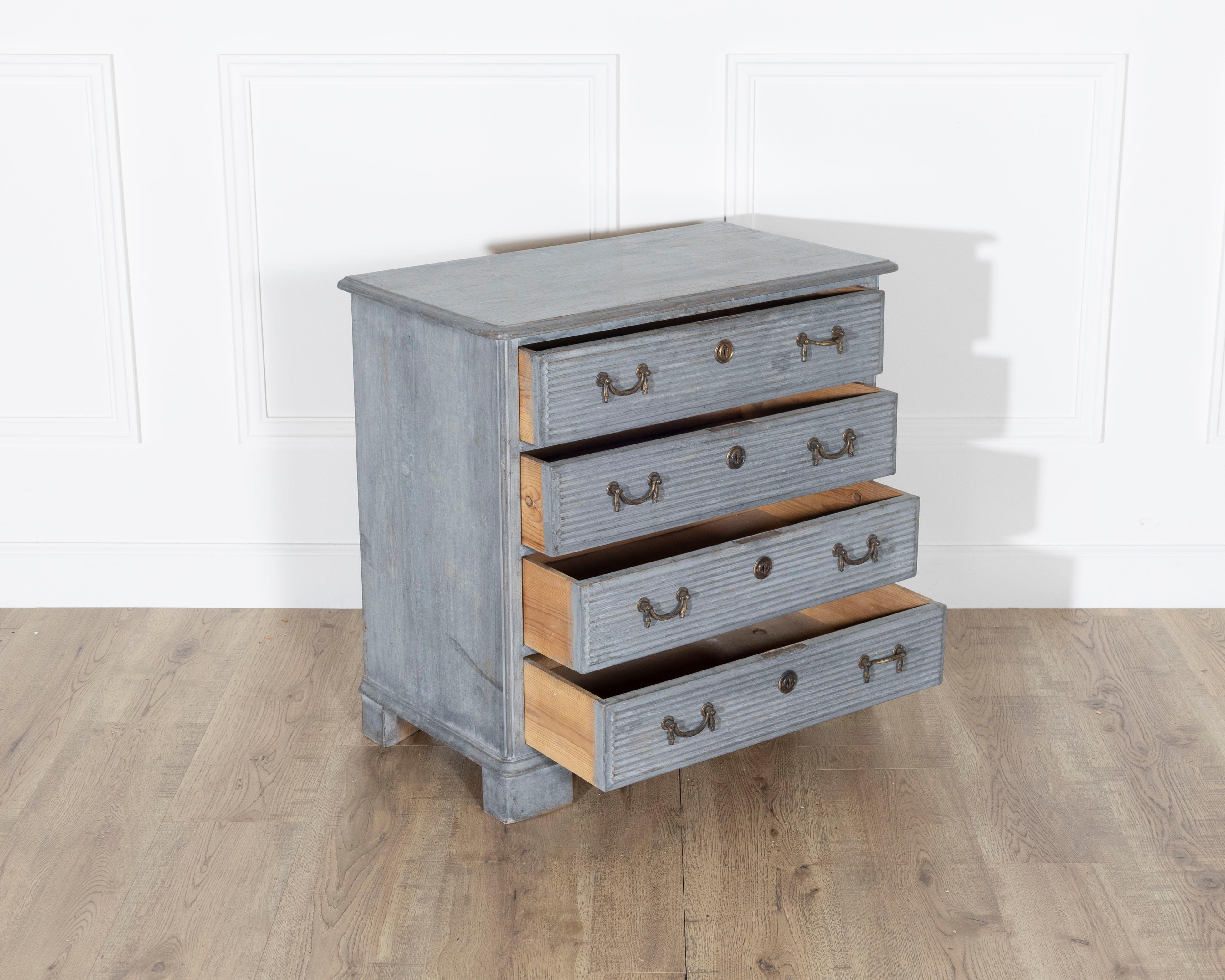 19th Century Swedish Gustavian Style Painted Chest of Drawers, circa 1960 For Sale