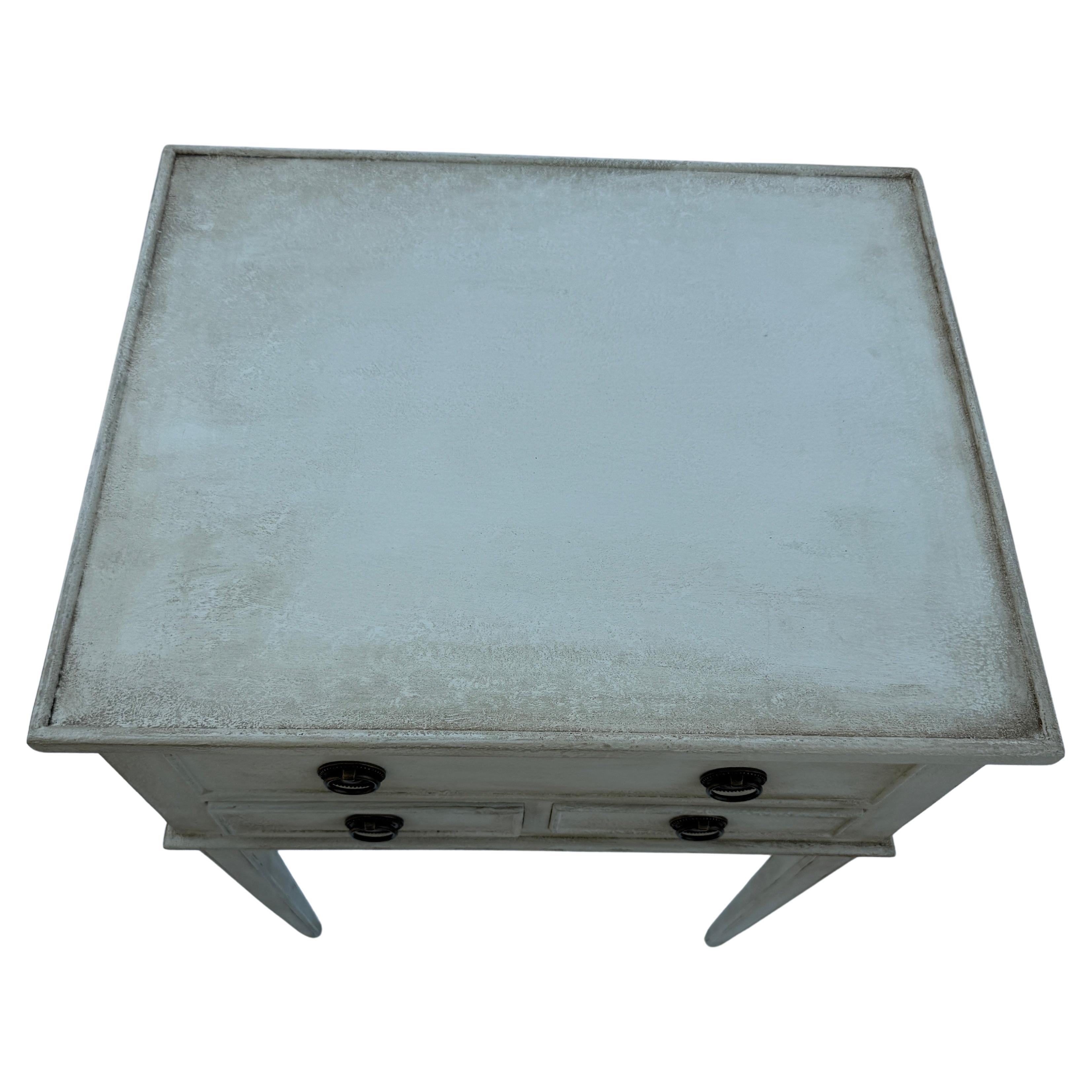 Hand-Crafted Swedish Gustavian Style Painted Side Table Bedside with 3 Drawers