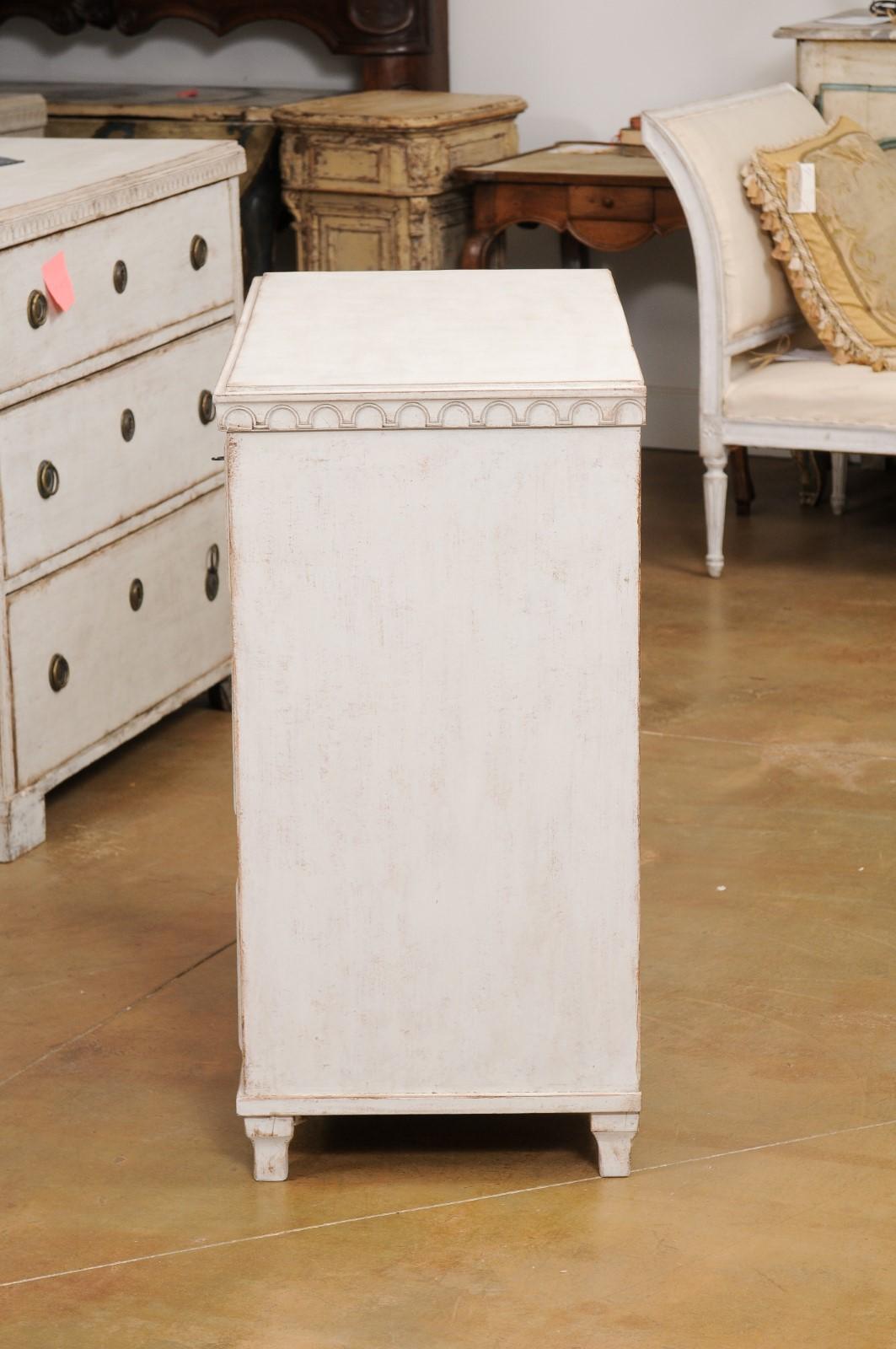 Swedish Gustavian Style Painted Wood 1890s Three-Drawer Carved Commode 7