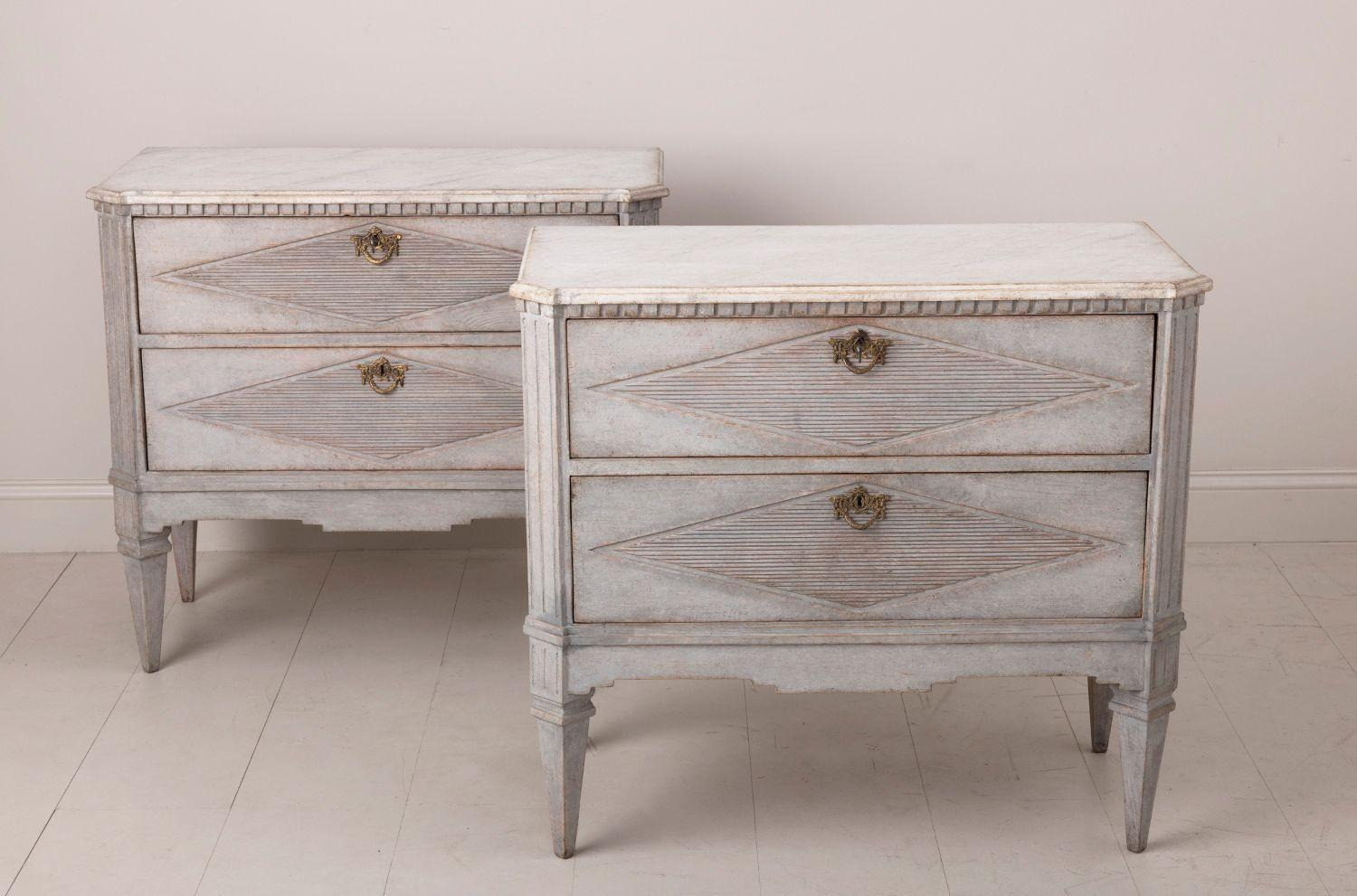 20th Century Swedish Gustavian Style Pair of Painted Bedside Commodes with Marbleized Tops