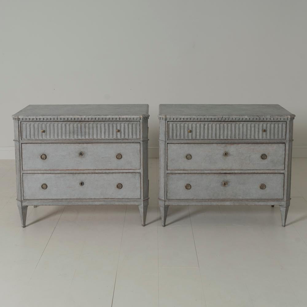 Swedish Gustavian Style Pair of Painted Bedside Commodes with Marbleized Tops 2