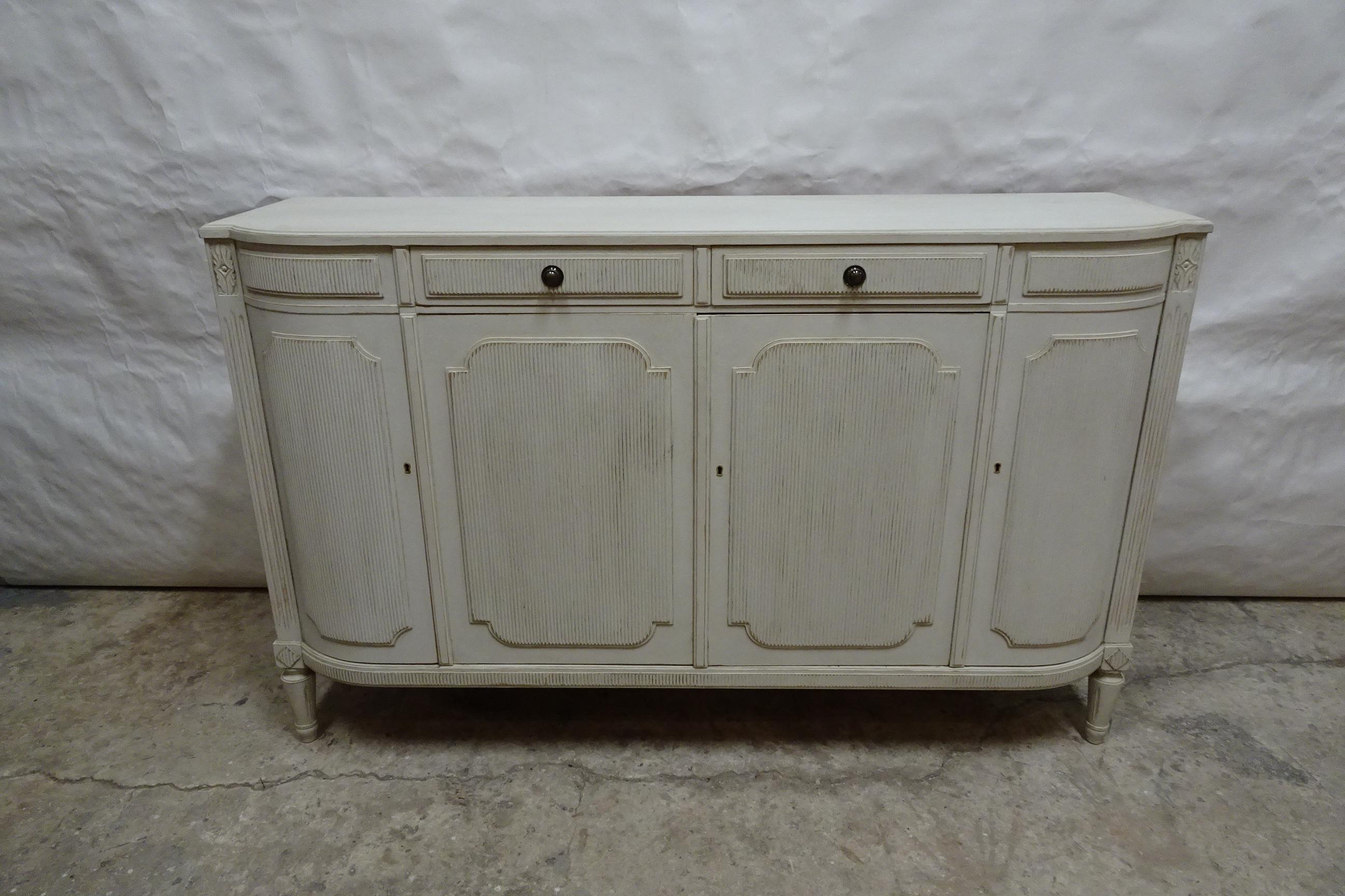 Swedish Gustavian Style Sideboard In Good Condition For Sale In Hollywood, FL