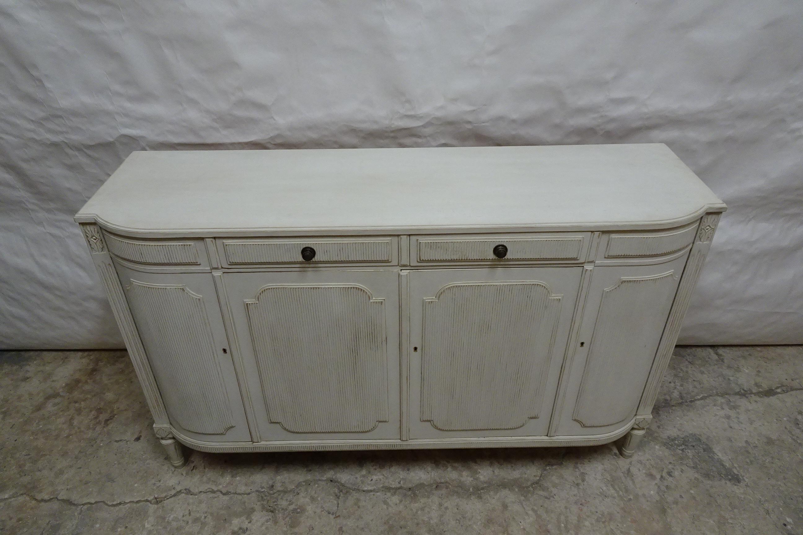 Swedish Gustavian Style Sideboard In Good Condition For Sale In Hollywood, FL