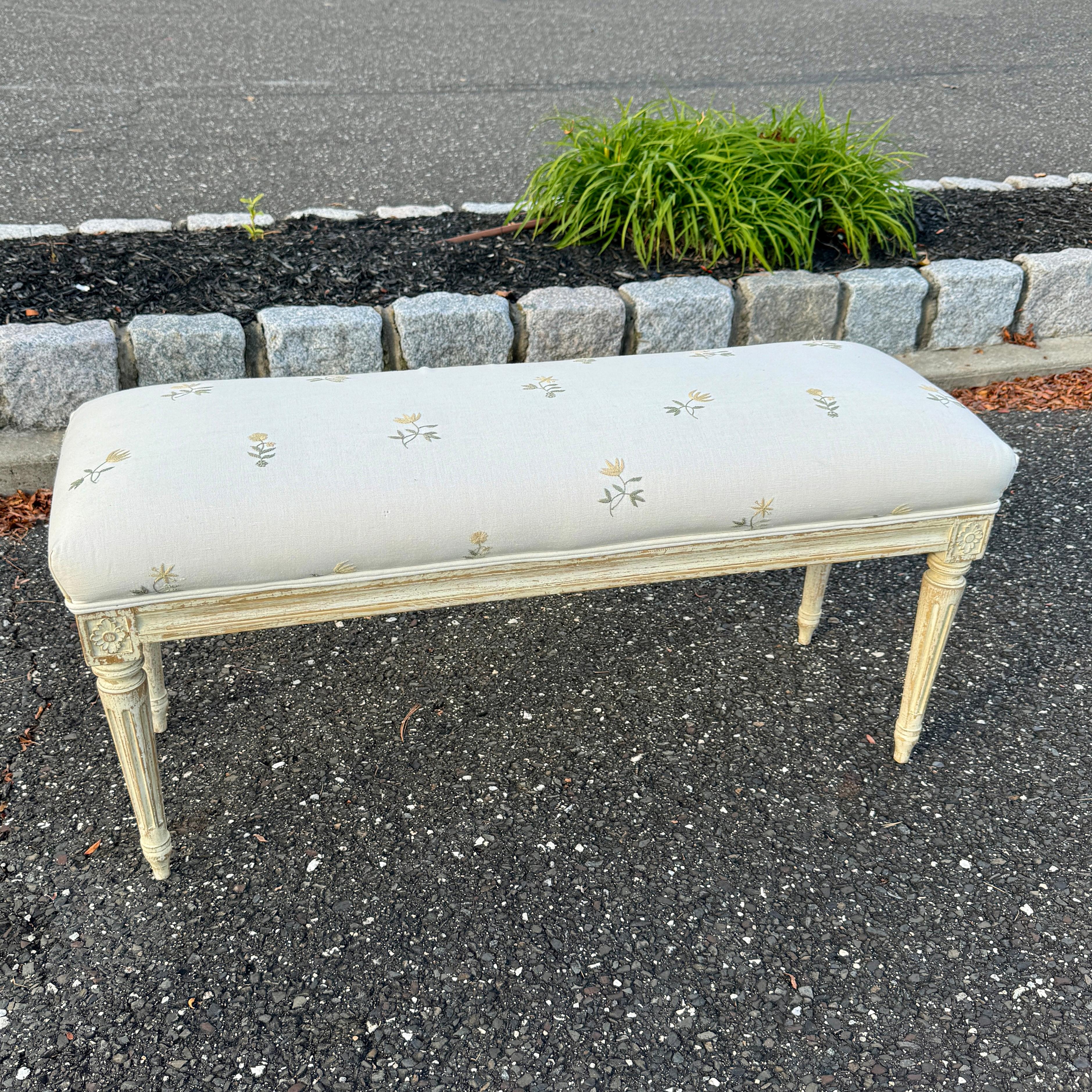 Contemporary Swedish Gustavian Style Upholstered Painted Bench For Sale